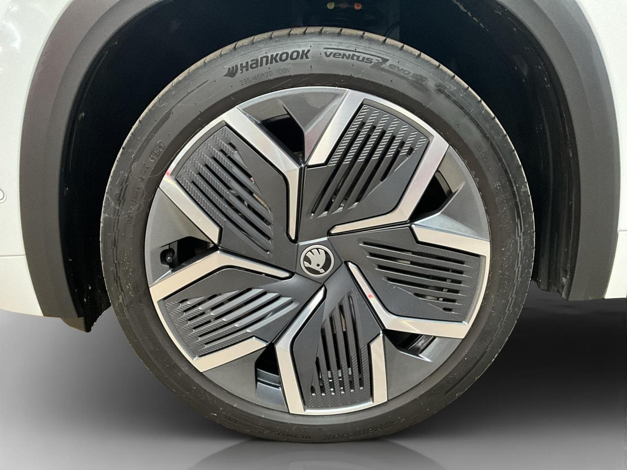 Skoda Kodiaq Sportsline+PHEV+DSG+Simply-Clever+LM20+AHK (2025) - Foto 8