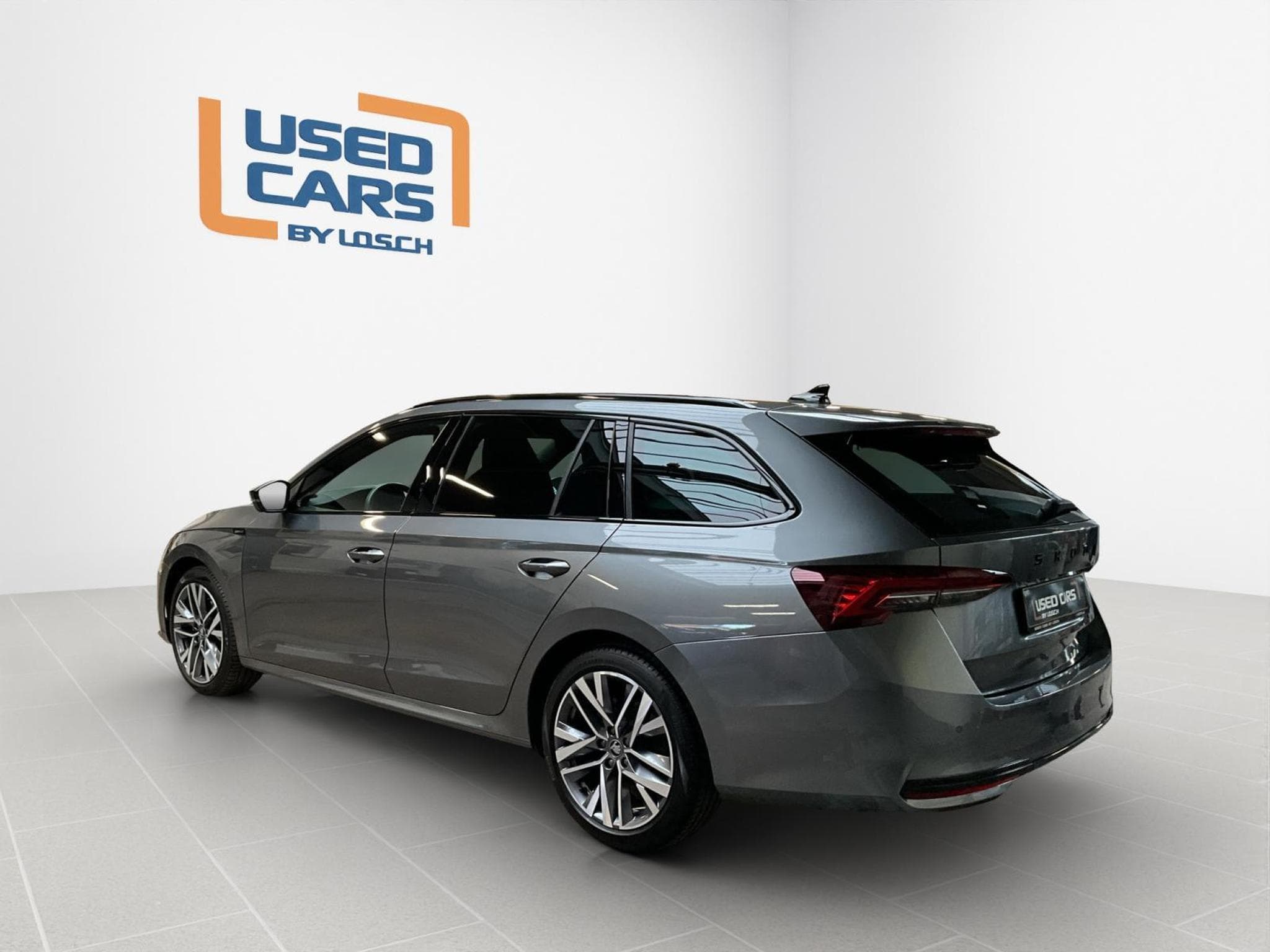 Skoda Octavia Sportline+DSG+P.Assisted+AHK+P:Confort+Pano (2025) - Foto 5