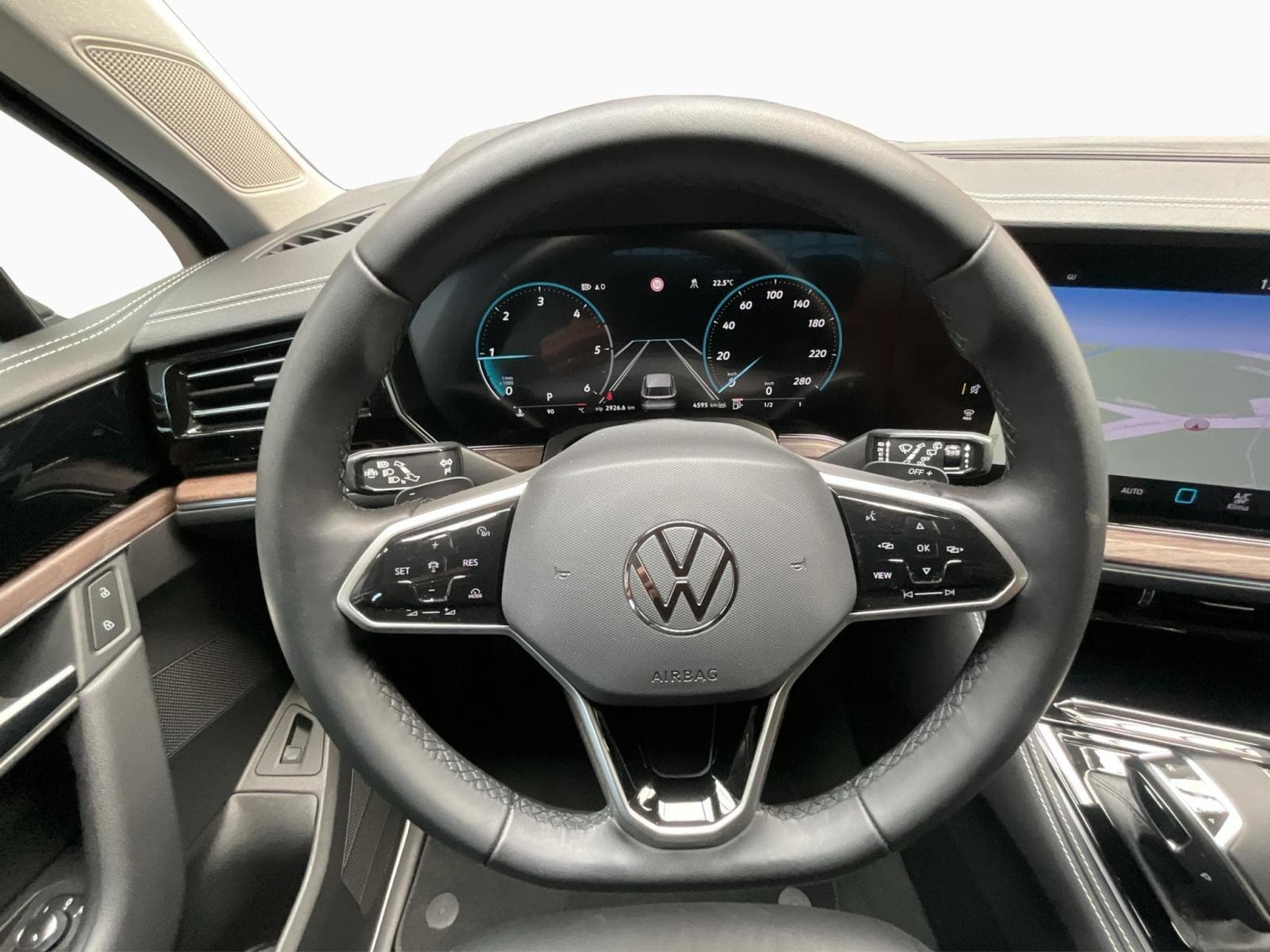 VW Touareg Elegance+V6TDI+4Motion+AHK+Pano+Navi+Led (2024) - Foto 10