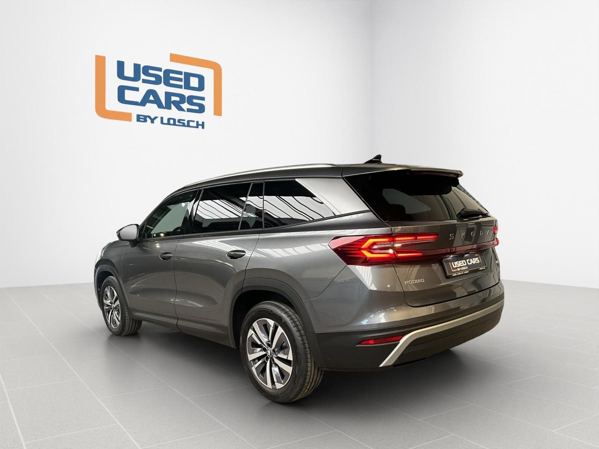 Skoda Kodiaq Selection+DSG+4x4+LM18+P.Convenience+AHK+Head-up+Pano (2025) - Foto 6