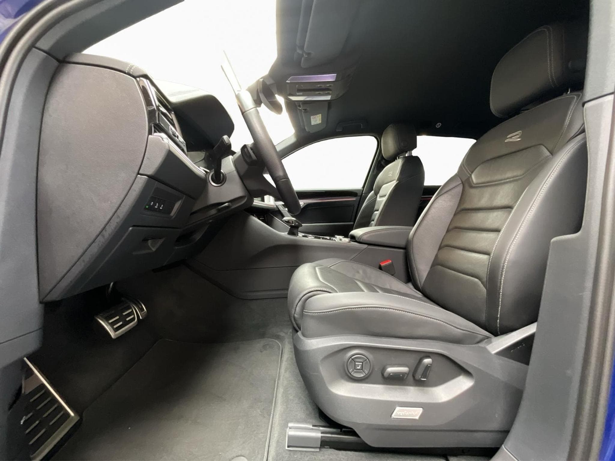 VW Touareg R-Line+V6TDI+4Motion+Aut8+P.Ambiance+P.Confort+P.Assistance+ (2025) - Foto 9