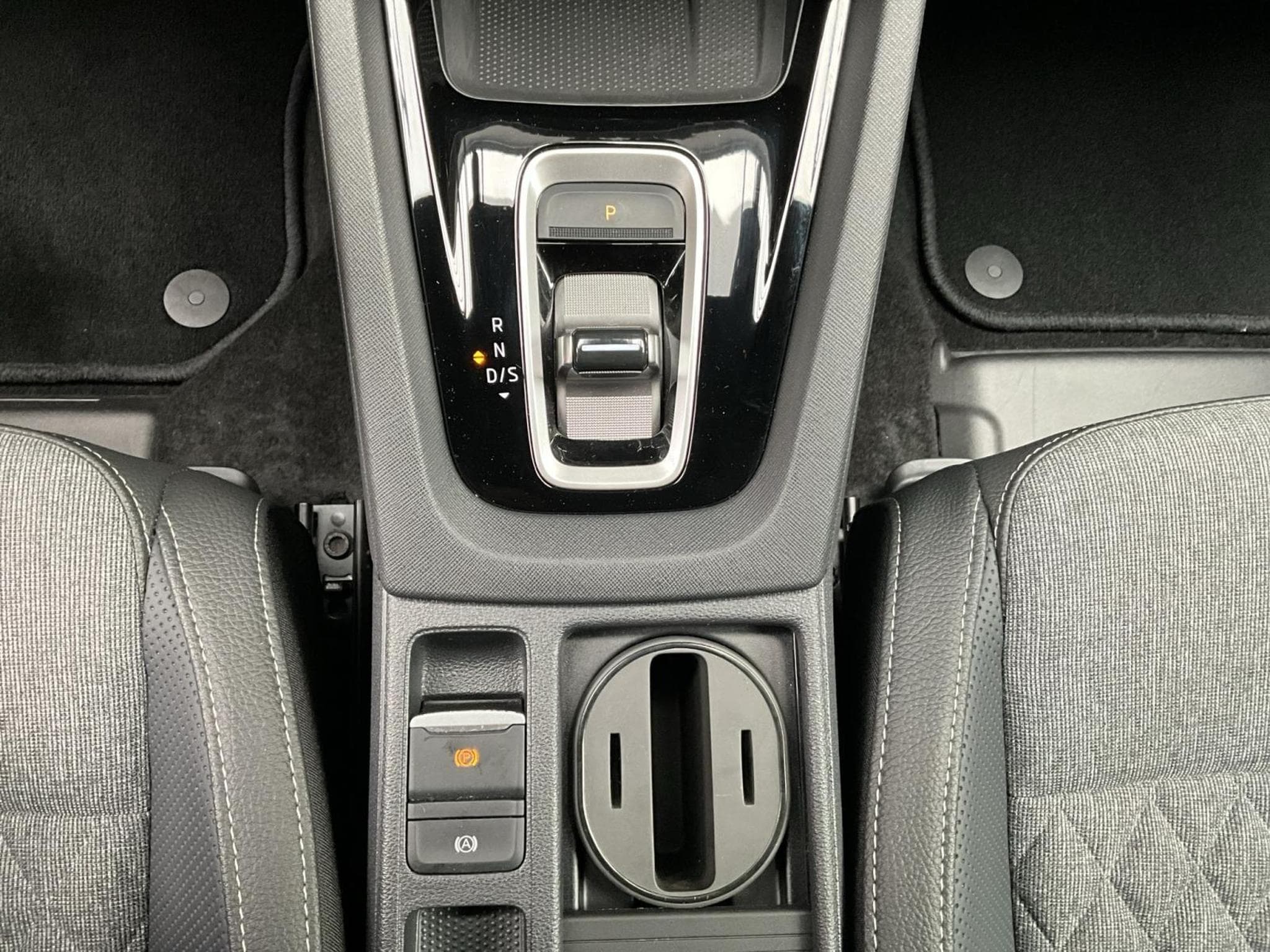 Skoda Octavia Sportline+DSG+Led+Navi+LM18+P.Sommeil (2025) - Foto 12