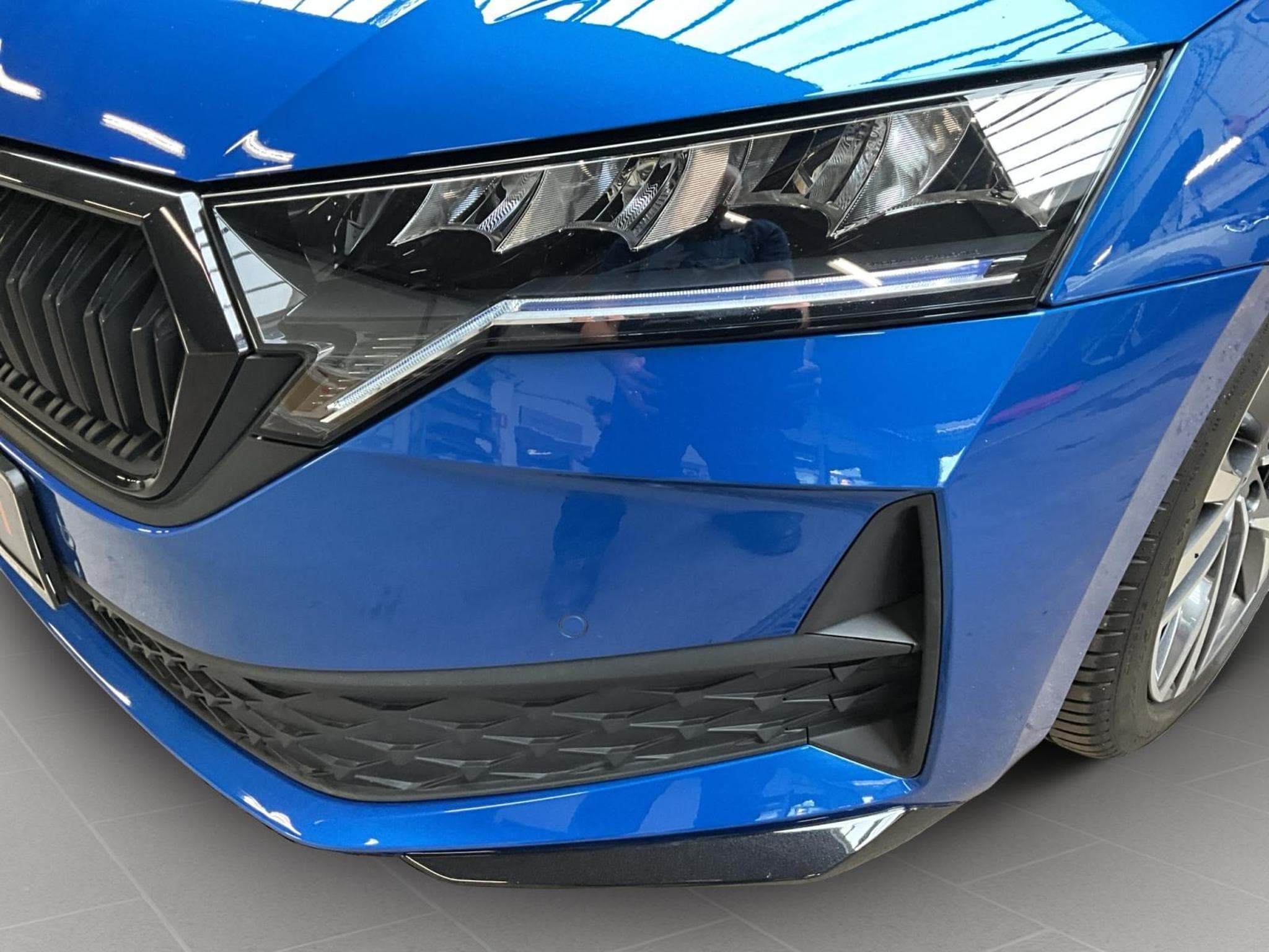Skoda Octavia Sportline+DSG+Led+Navi+LM18+P.Sommeil (2025) - Foto 17