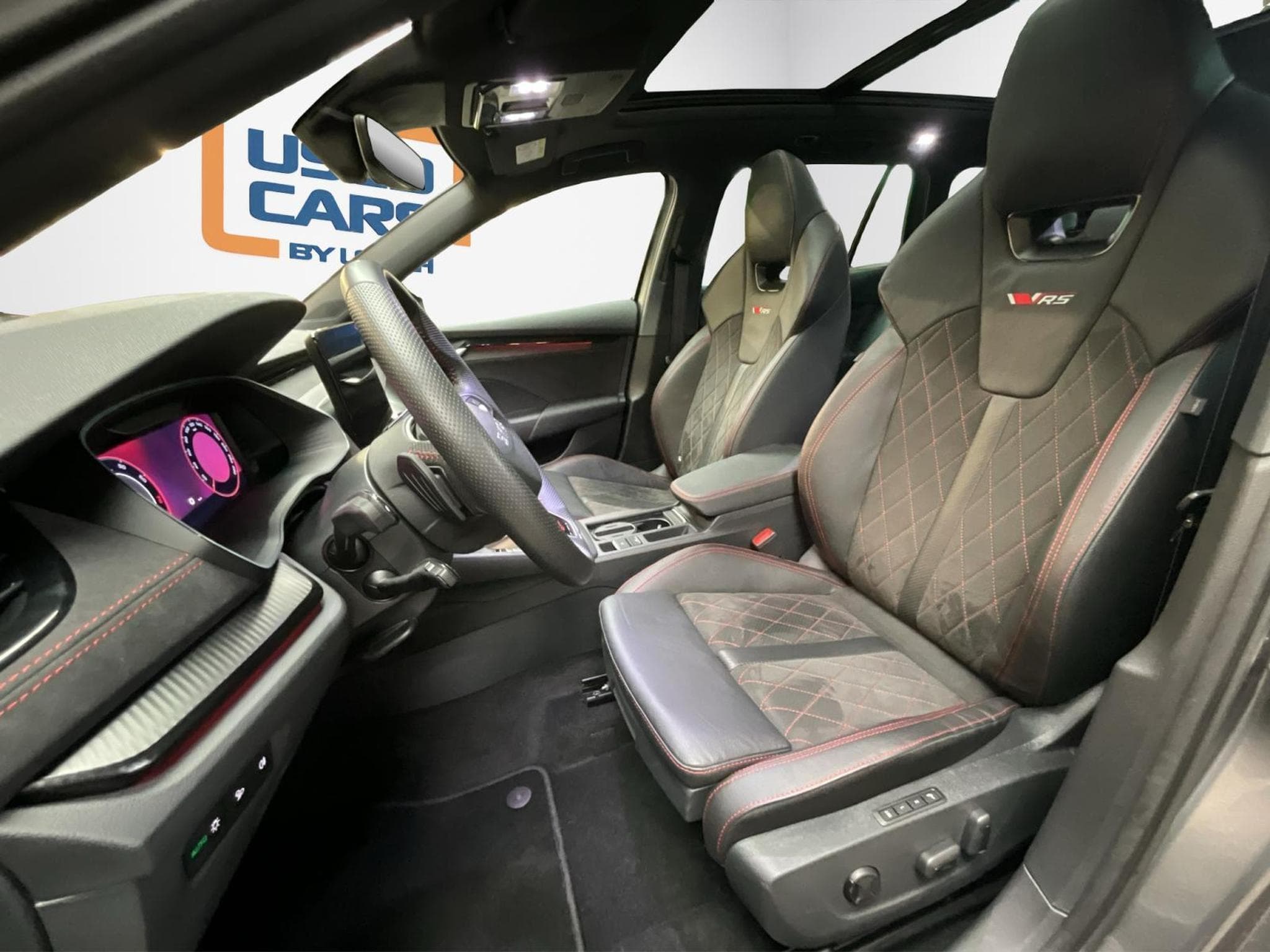 Skoda Octavia RS+DSG+Standh.+LM19+AHK+ConformePremium+Pano (2025) - Foto 9