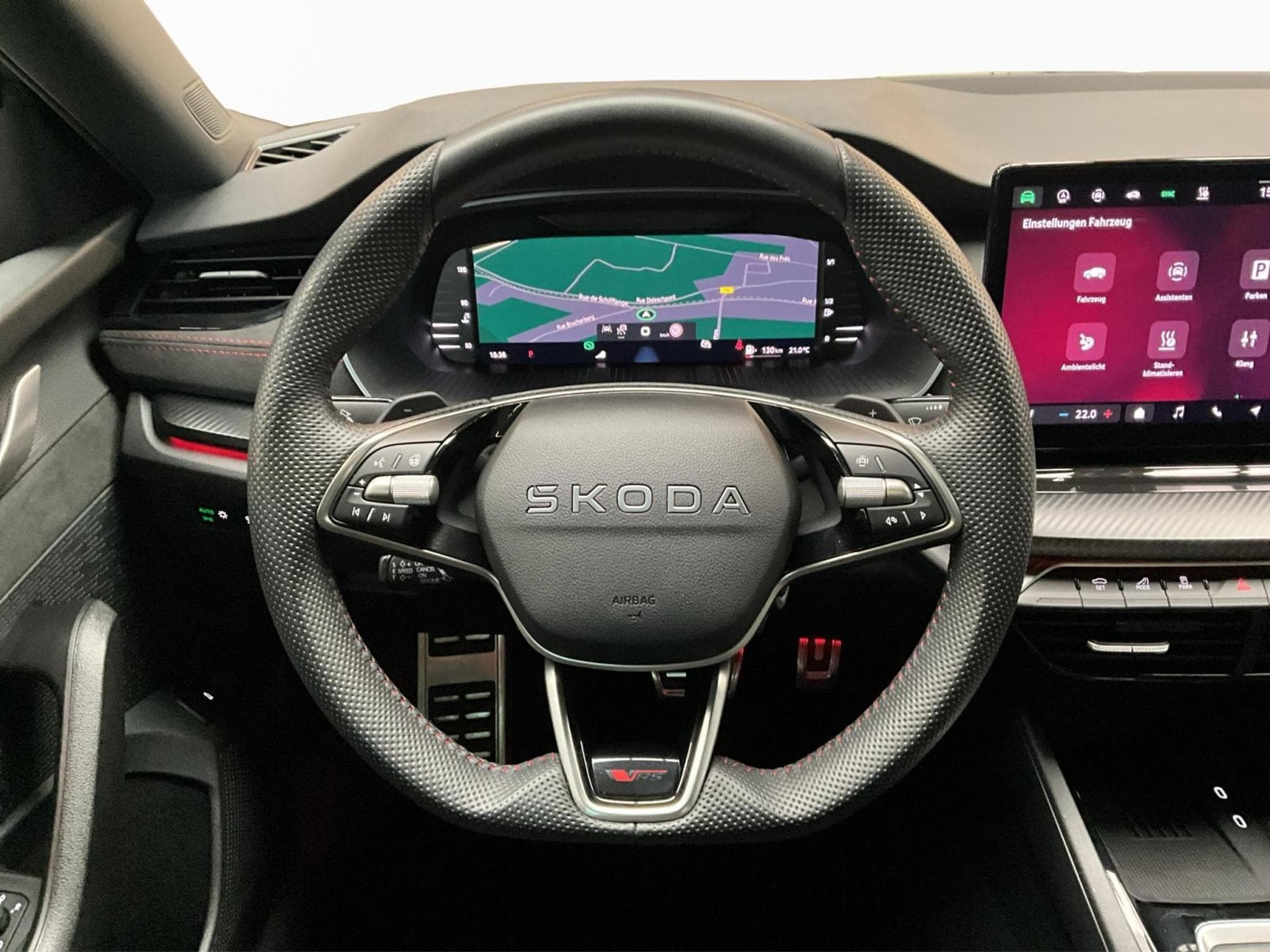 Skoda Octavia RS+DSG+Standh.+LM19+AHK+ConformePremium+Pano (2025) - Foto 10