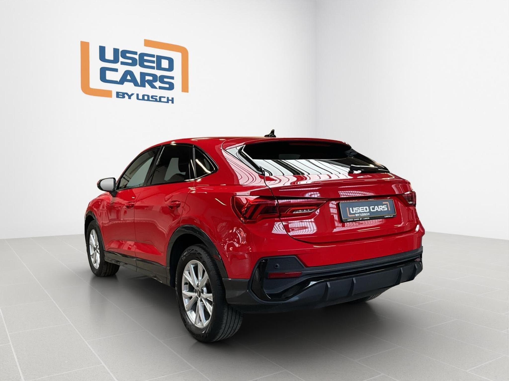 Audi Q3 SB+S-line+S-Tronic+35TFSI+P.Premium+AHK+LED+NAVI (2024) - Foto 6