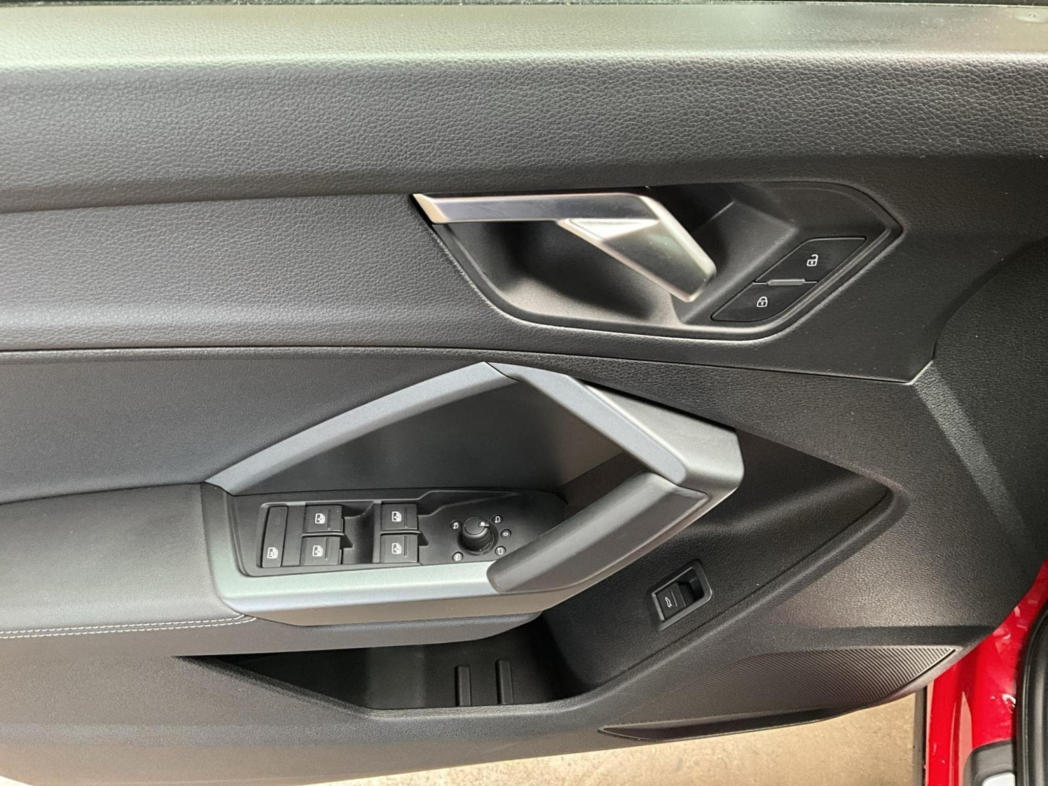 Audi Q3 SB+S-line+S-Tronic+35TFSI+P.Premium+AHK+LED+NAVI (2024) - Foto 14
