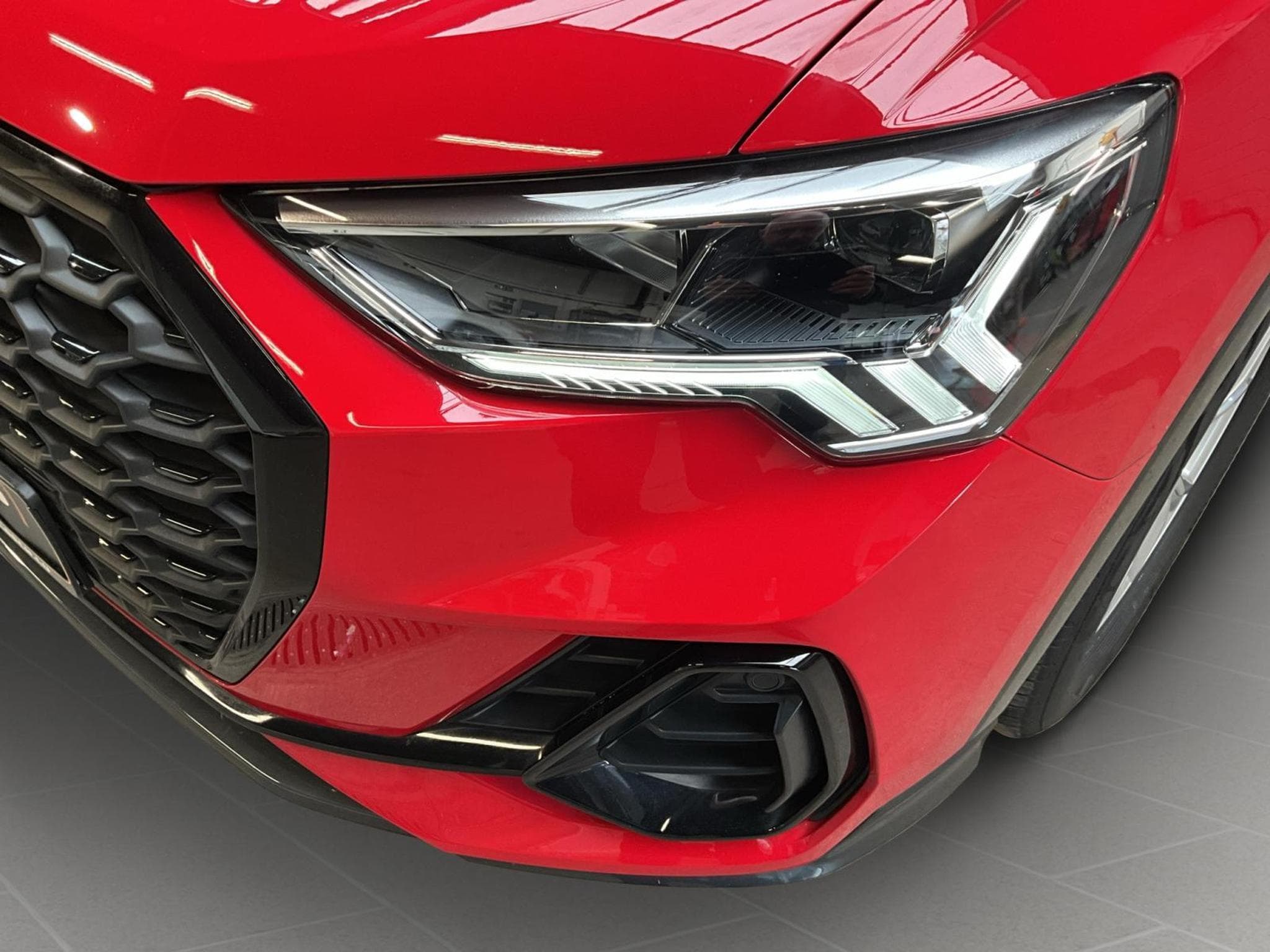Audi Q3 SB+S-line+S-Tronic+35TFSI+P.Premium+AHK+LED+NAVI (2024) - Foto 17
