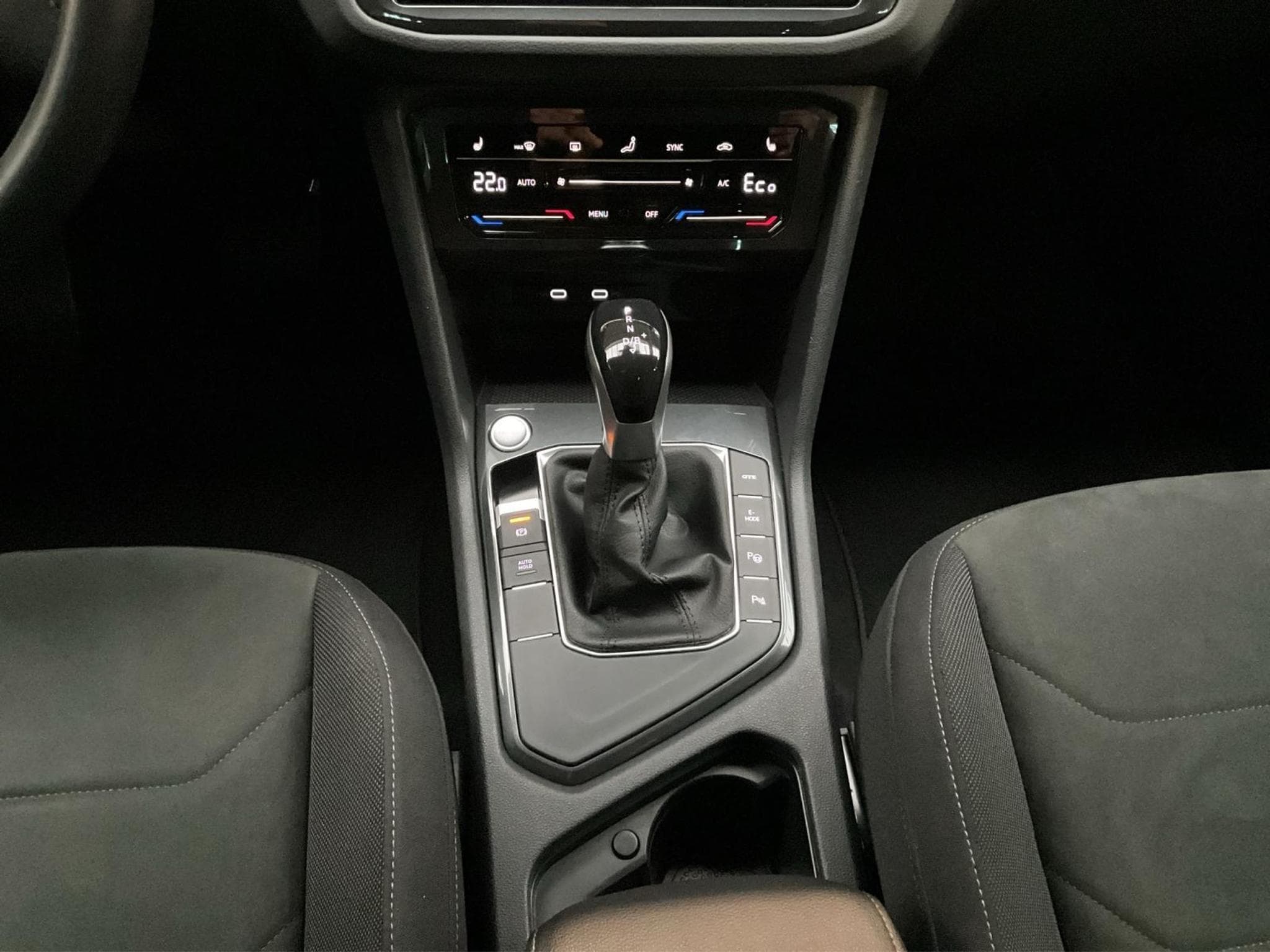VW Tiguan Elegance+DSG+Led+Navi+DAB (2023) - Foto 12