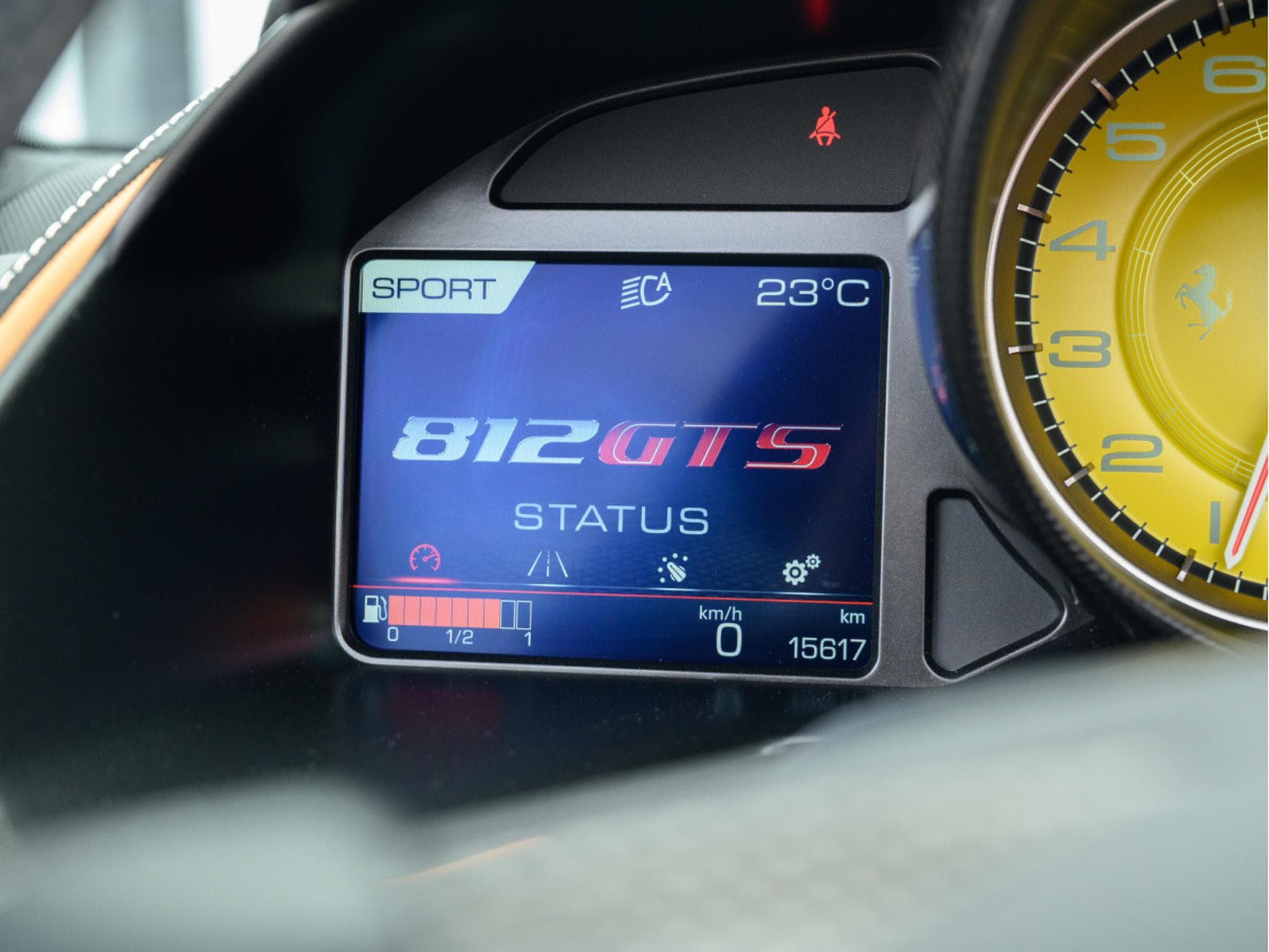 Ferrari 812 GTS ATELIER | LIFT | CARBONE | TVA (2023) - Photo 21