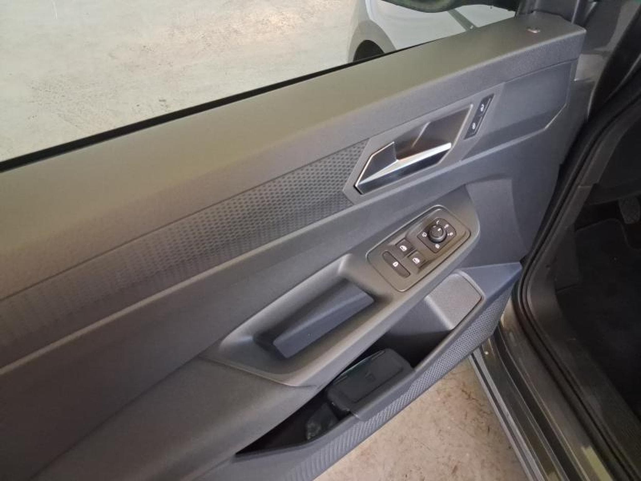 VW Caddy Life (2026) - Photo 11