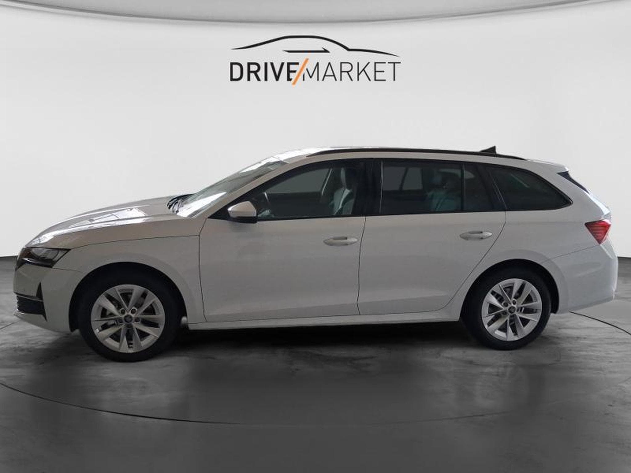 Skoda Octavia Selection (2026) - Photo 16