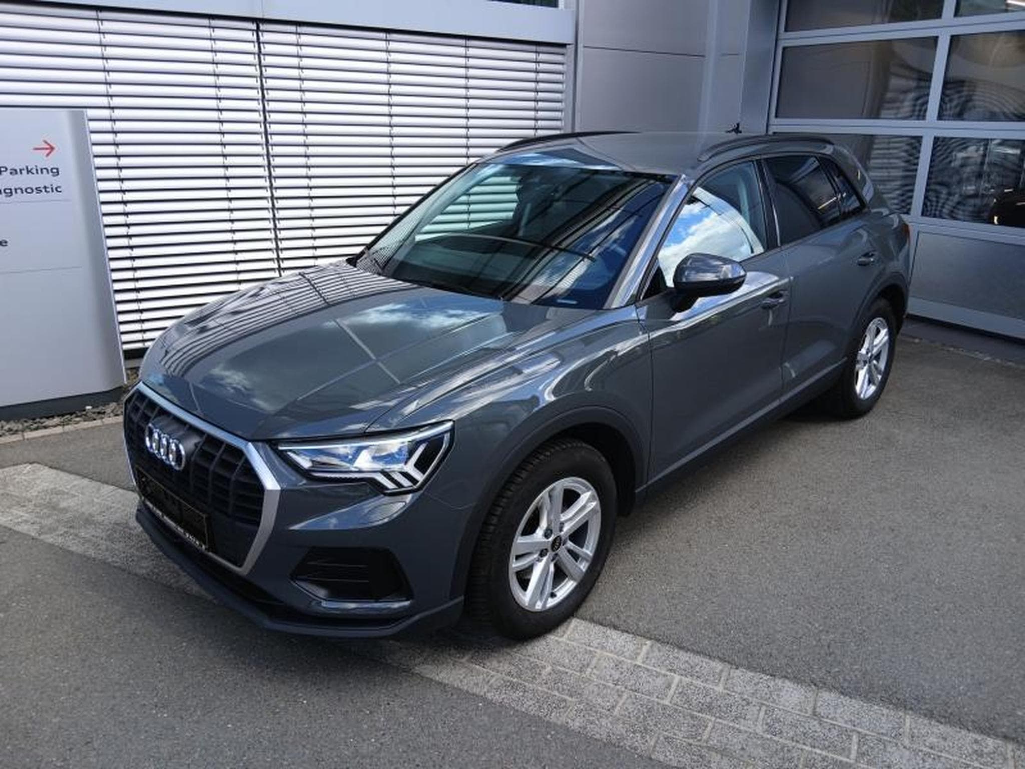Audi Q3 35 TDI quattro S tronic (2024) - Photo 1