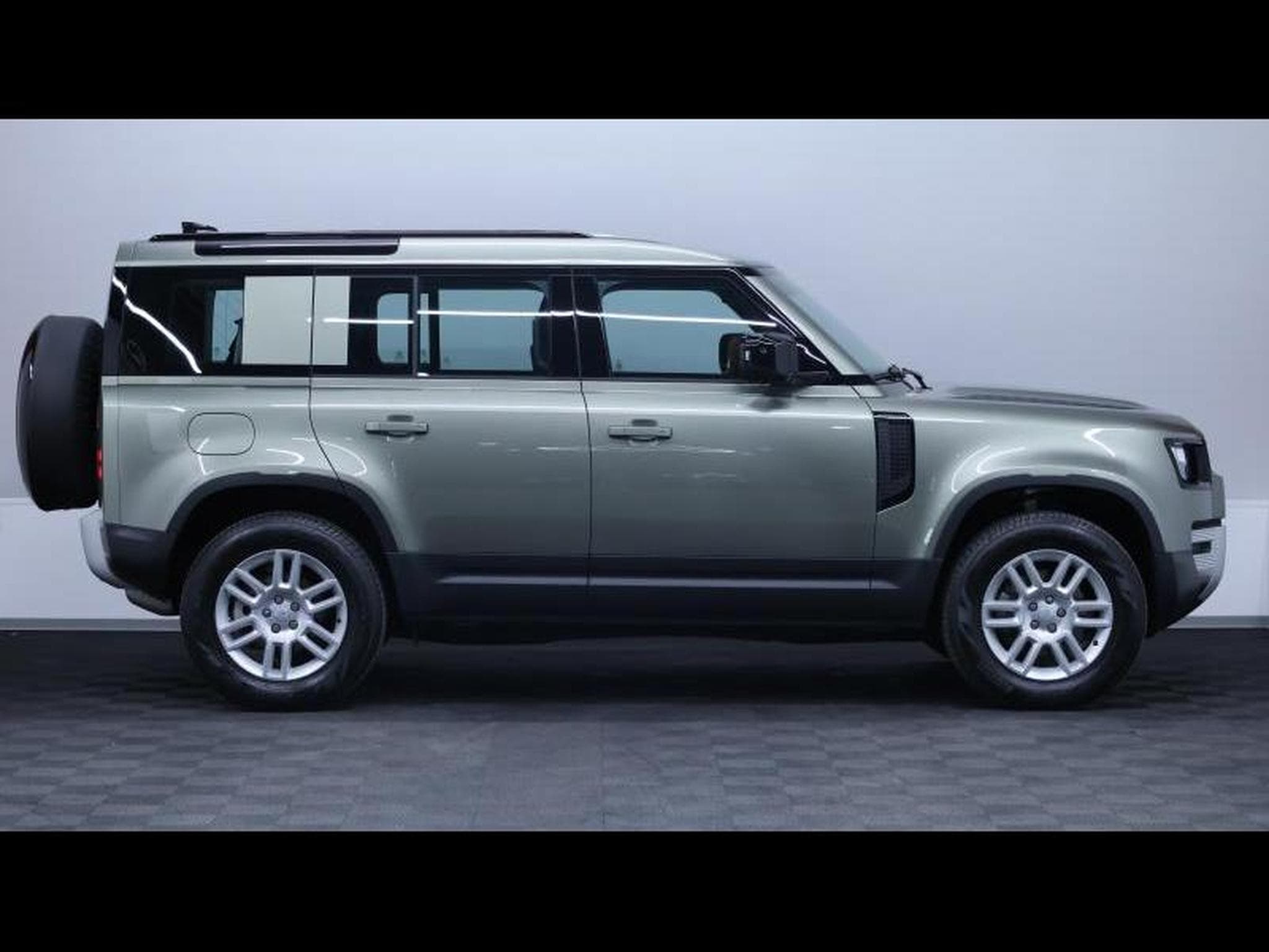 Land-Rover Defender 110 S D200 AWD Auto (2025) - Foto 4