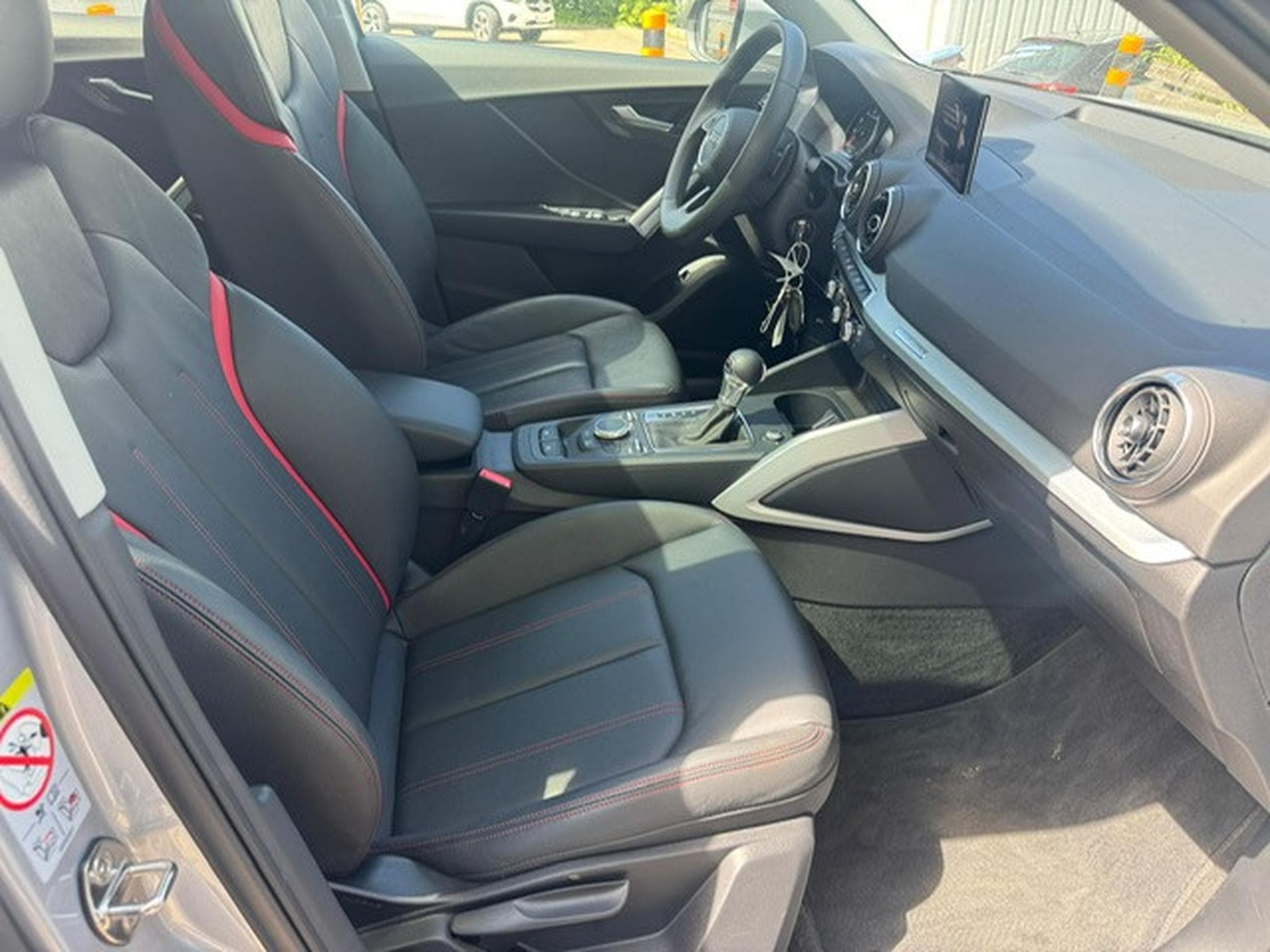 Audi Q2 AUDI Q2 40 TFSI QUATTRO S-LINE LEDER NAVI KAMERA LED PANORAM (2019) - Photo 3