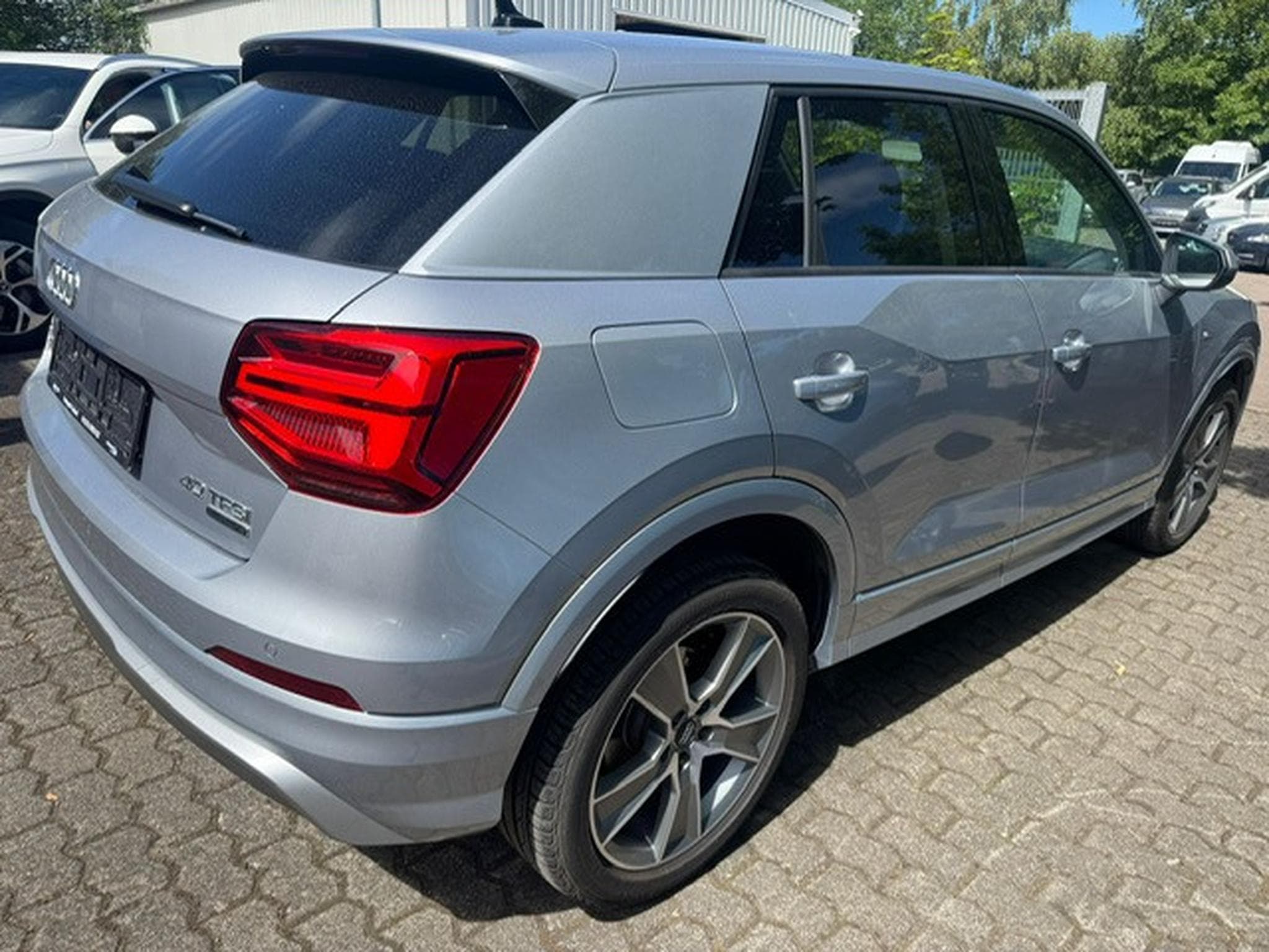Audi Q2 AUDI Q2 40 TFSI QUATTRO S-LINE LEDER NAVI KAMERA LED PANORAM (2019) - Photo 5