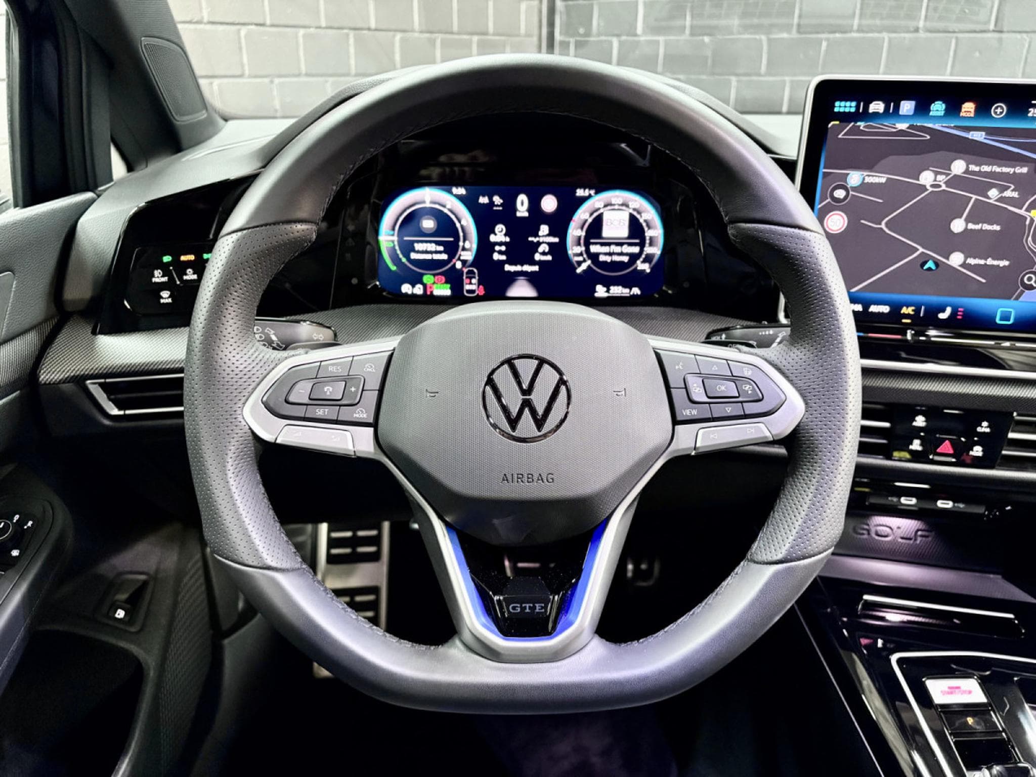 VW Golf GTE PHASE 2  1.5 eHybrid 272 CV DSG 6 *DCC* MATRIX * TÊTE HA (2025) - Foto 8