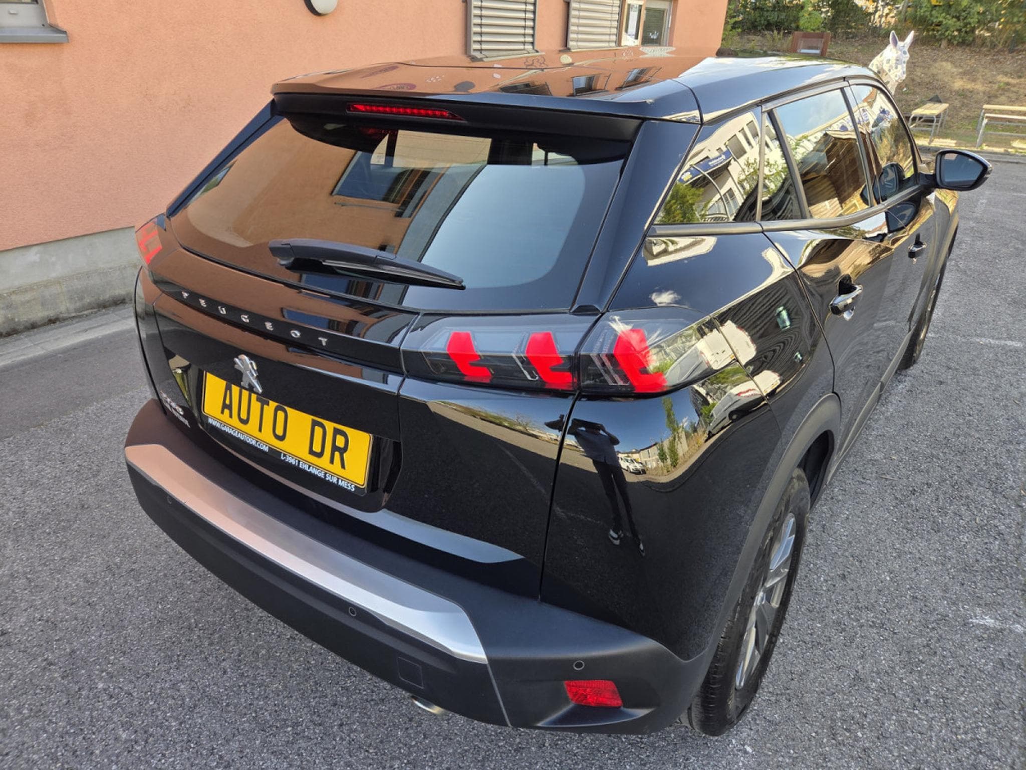 Peugeot 2008 1.5 Hdi 110 CV Garantie 12 Mois (2022) - Foto 5