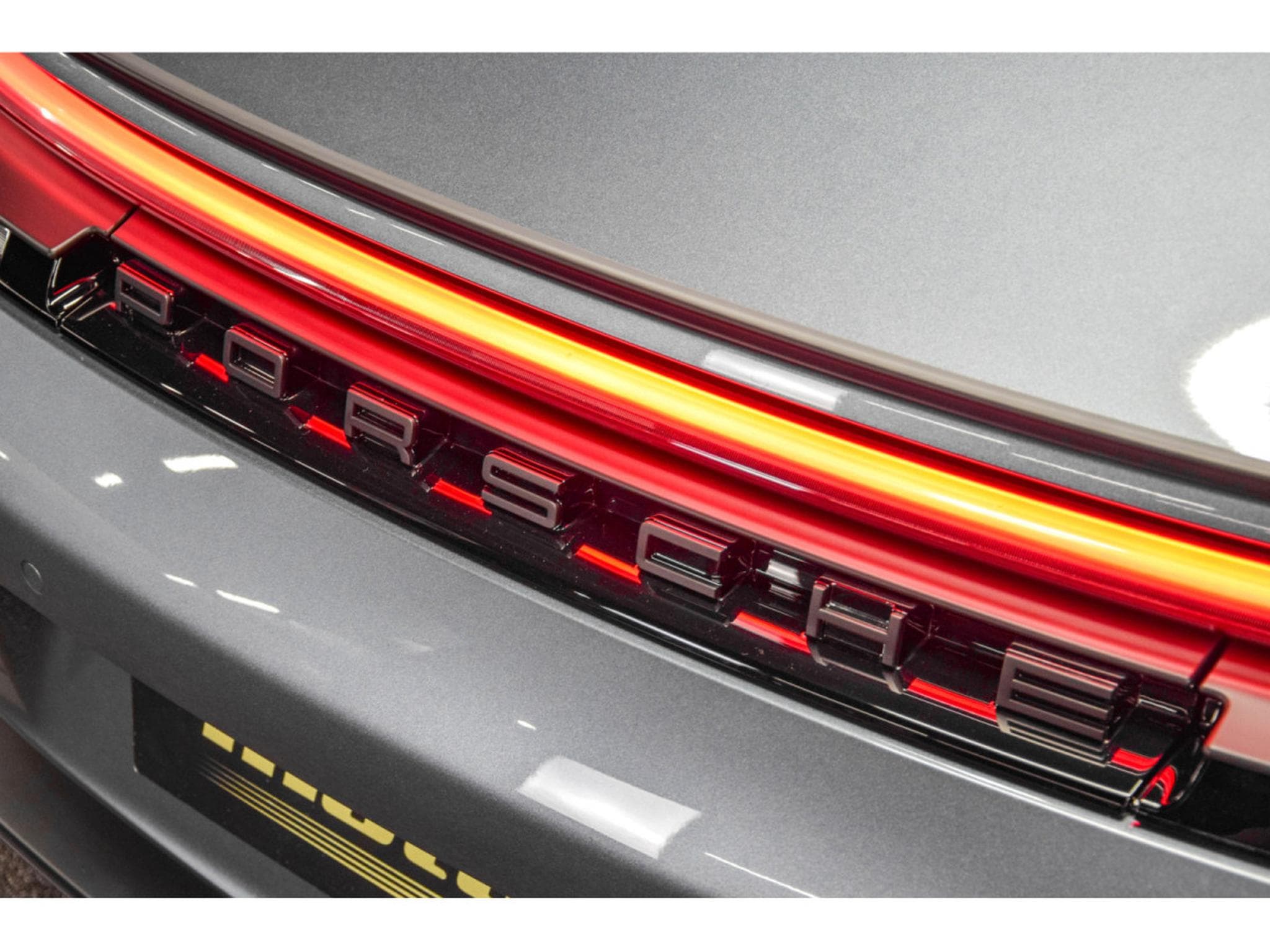 Porsche 911 992.2 GT3 TOURING PDK - VANADIUM GREY (2025) - Photo 22