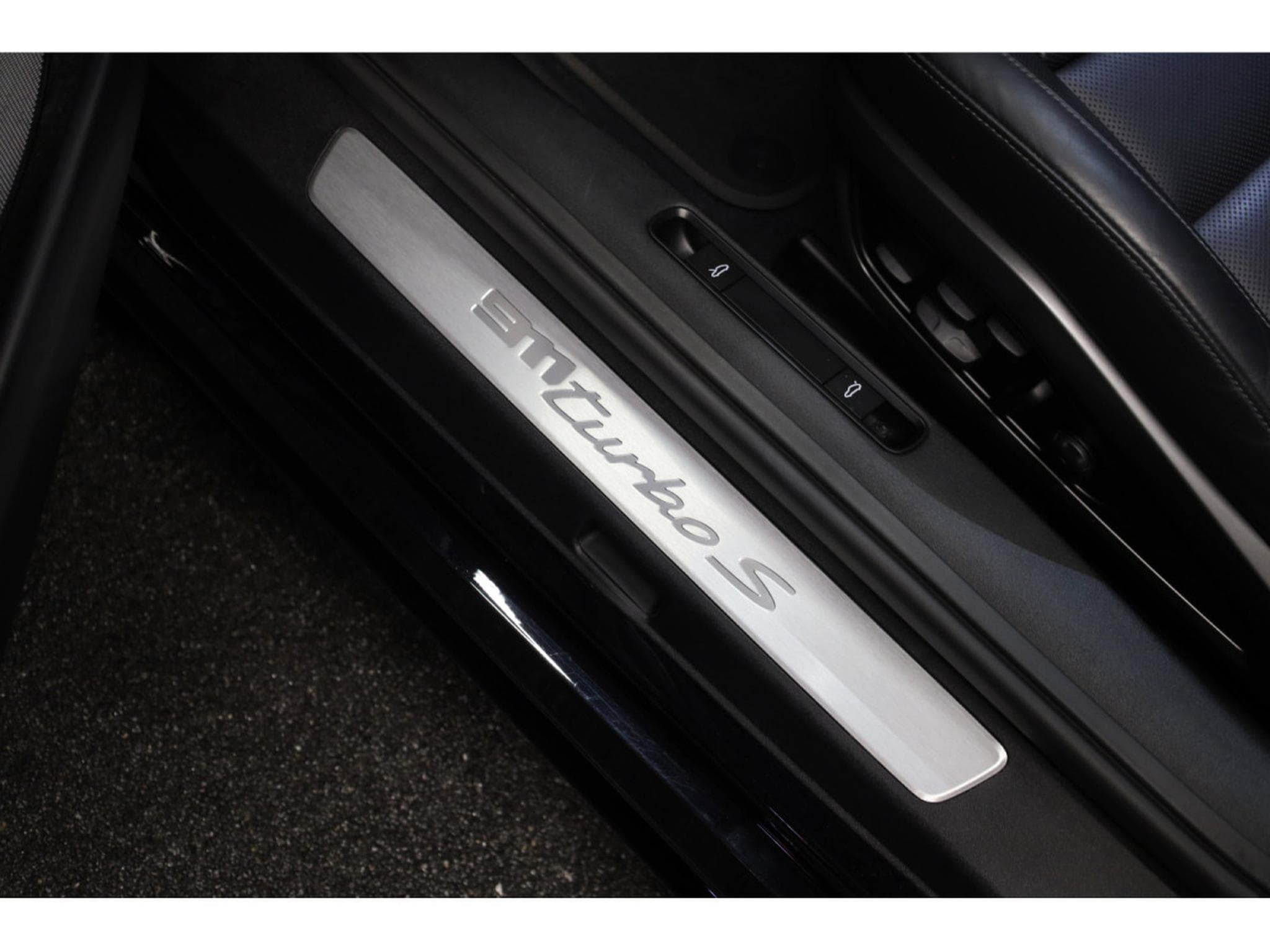 Porsche 911 992.1 Turbo S Coupé PDK - Aérokit (2021) - Photo 12
