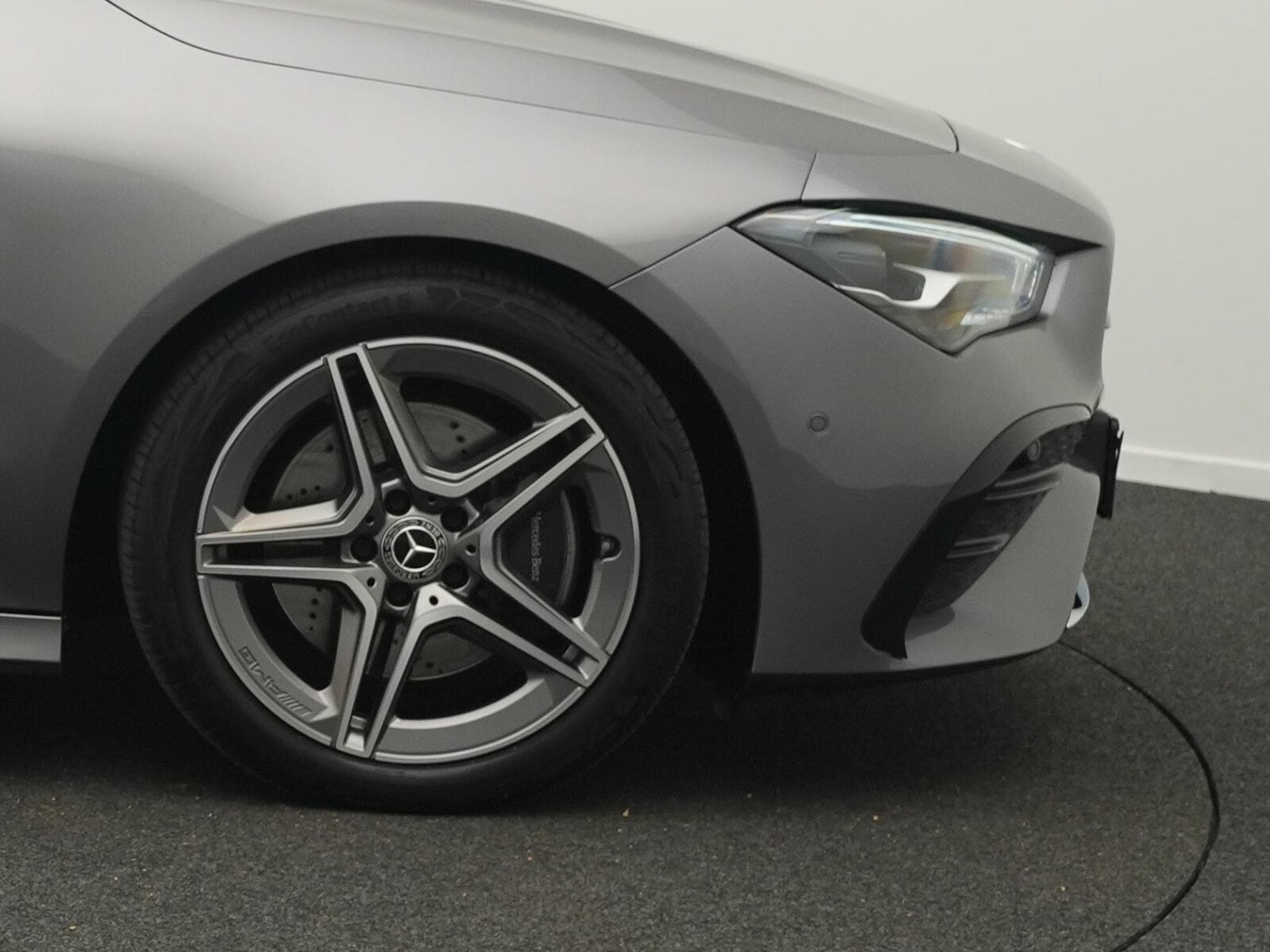 Mercedes CLA 220 CLA 220 d Shooting Brake AMG-Line Advanced Plus (2024) - Foto 8