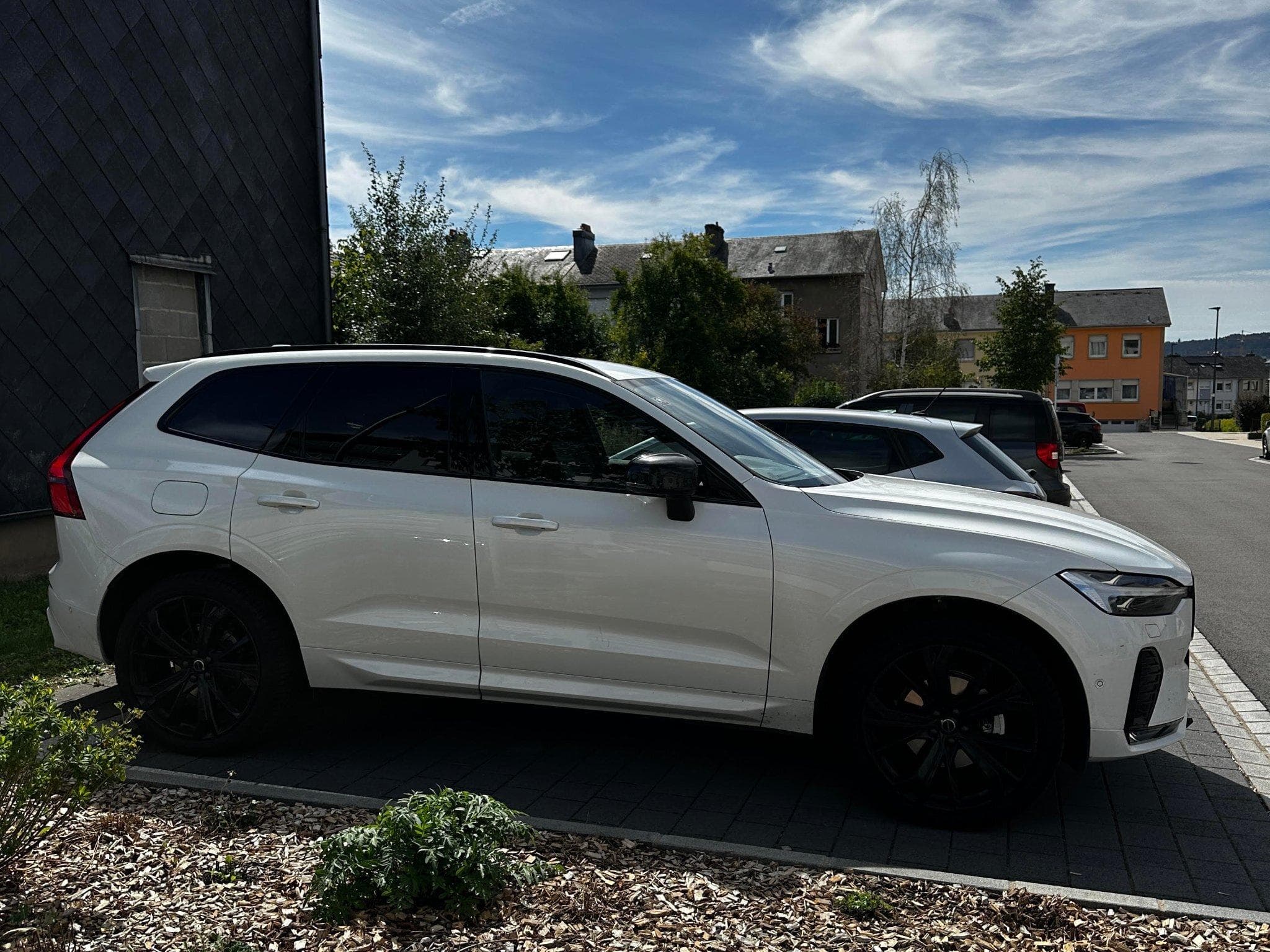 Volvo XC60 Facelift Black Edition plus B5 (2026) - Foto 3