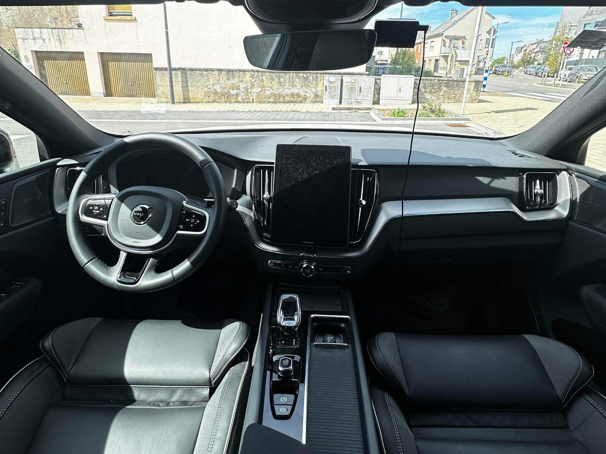 Volvo XC60 Facelift Black Edition plus B5 (2026) - Foto 6