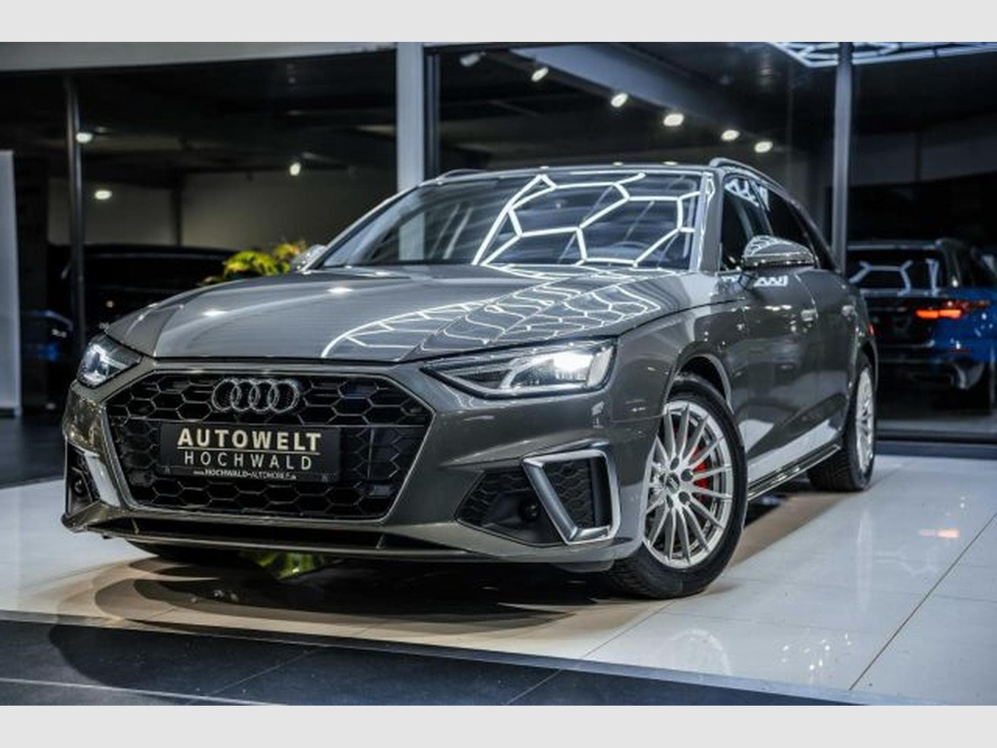 Audi A4 A4 Avant 40 TDI S-tronic S-Line NAVI LED B&amp;O AHK (2023) - Foto 2