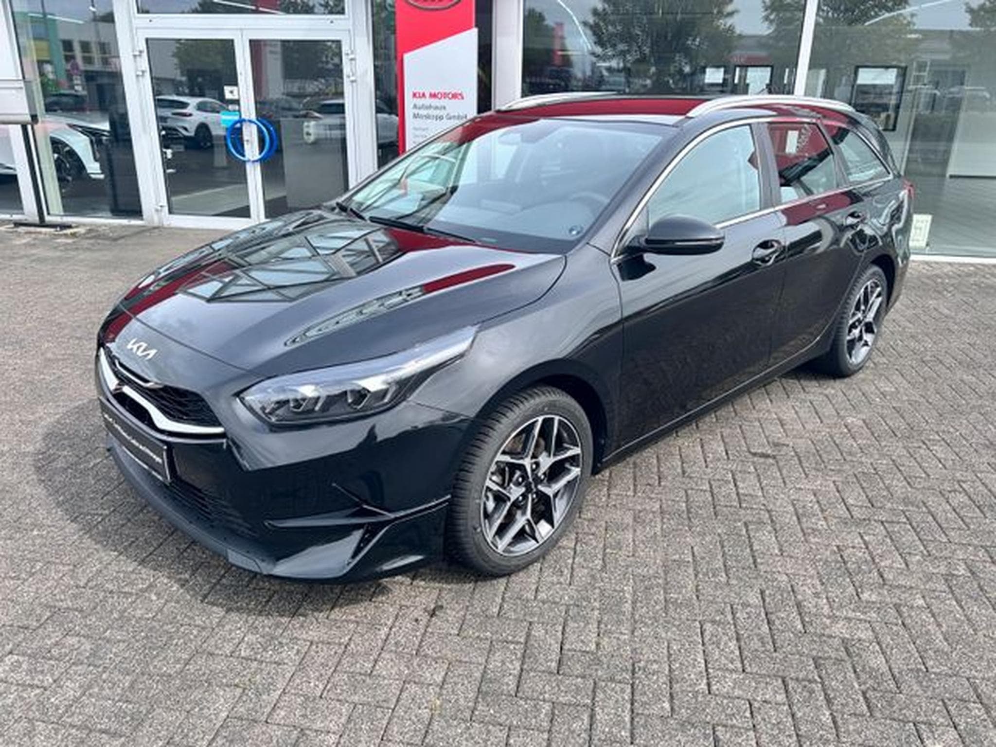 Kia Ceed Ceed SW 1.5 T-GDI DCT Spirit JBL Navi Kamera SHZ (2025) - Photo 3