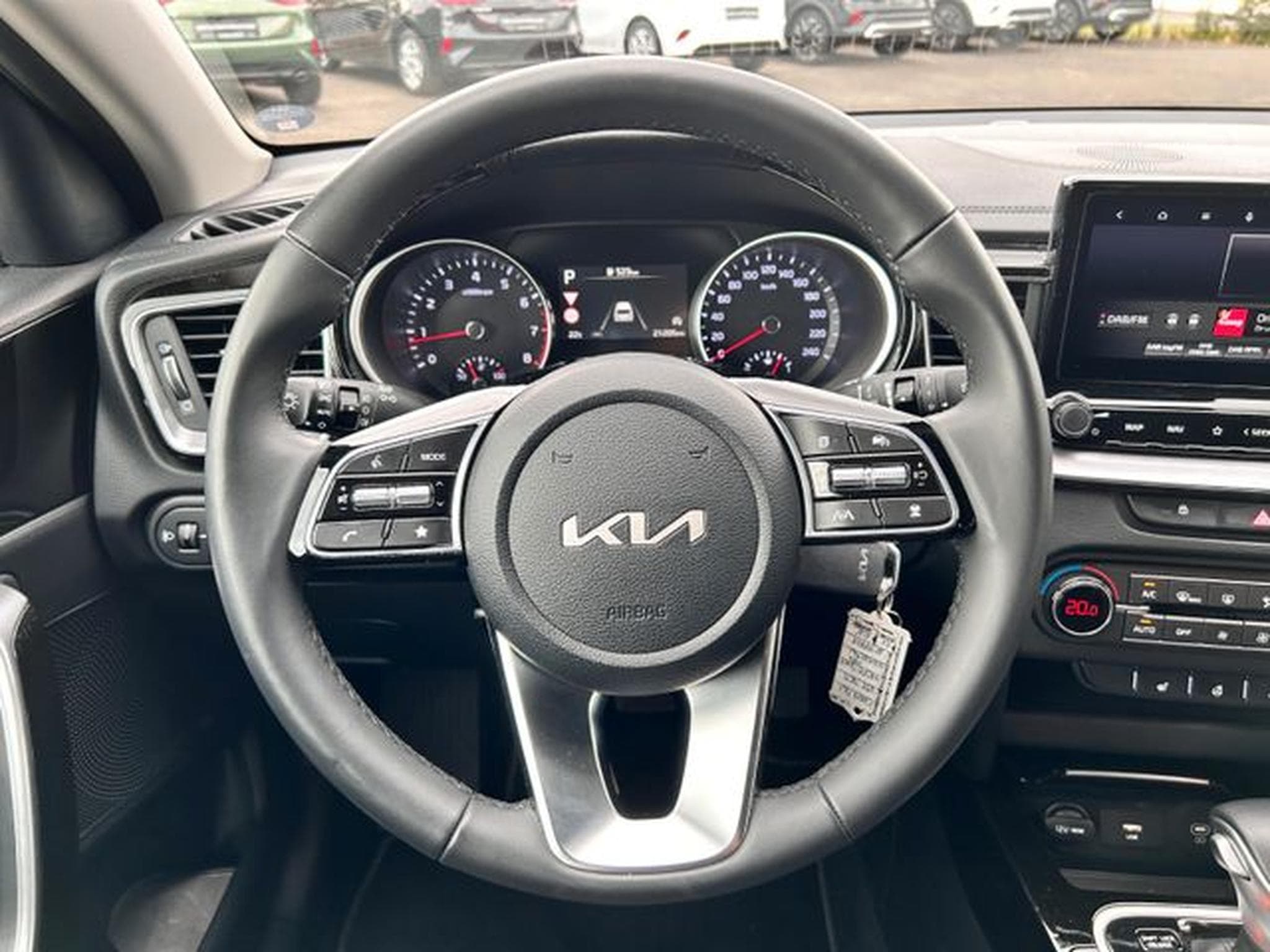 Kia Ceed Ceed SW 1.5 T-GDI DCT Spirit JBL Navi Kamera SHZ (2025) - Photo 13