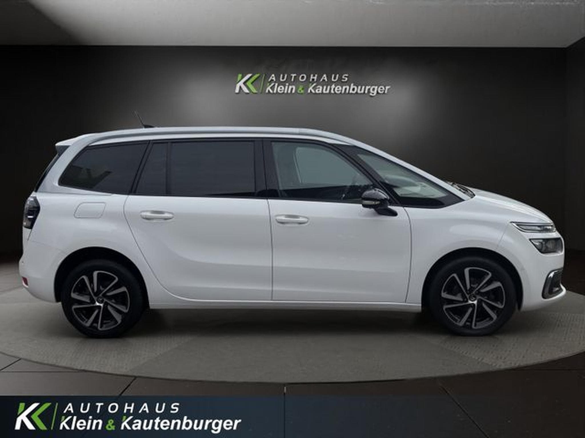 Citroën Grand C4 Picasso / S C4 Grand Spacetourer HDI 130 Shine Pack+7 SITZE (2021) - Foto 4