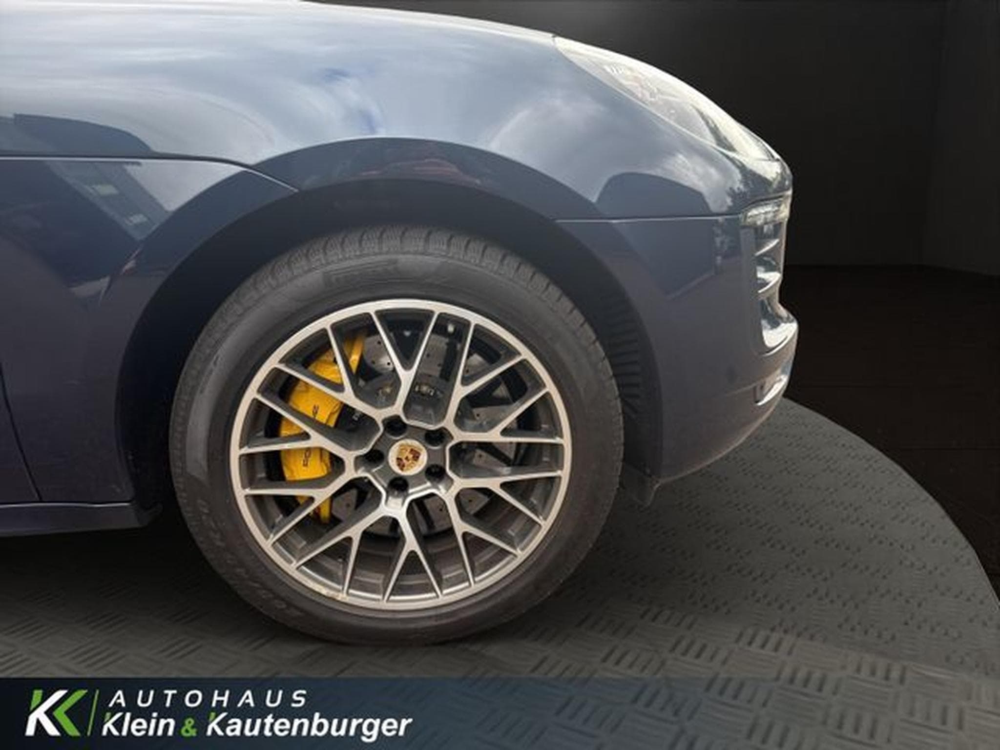 Porsche Macan Macan Turbo 3.6 l +CARBON+KERAMIK+BURMESTER (2014) - Photo 12