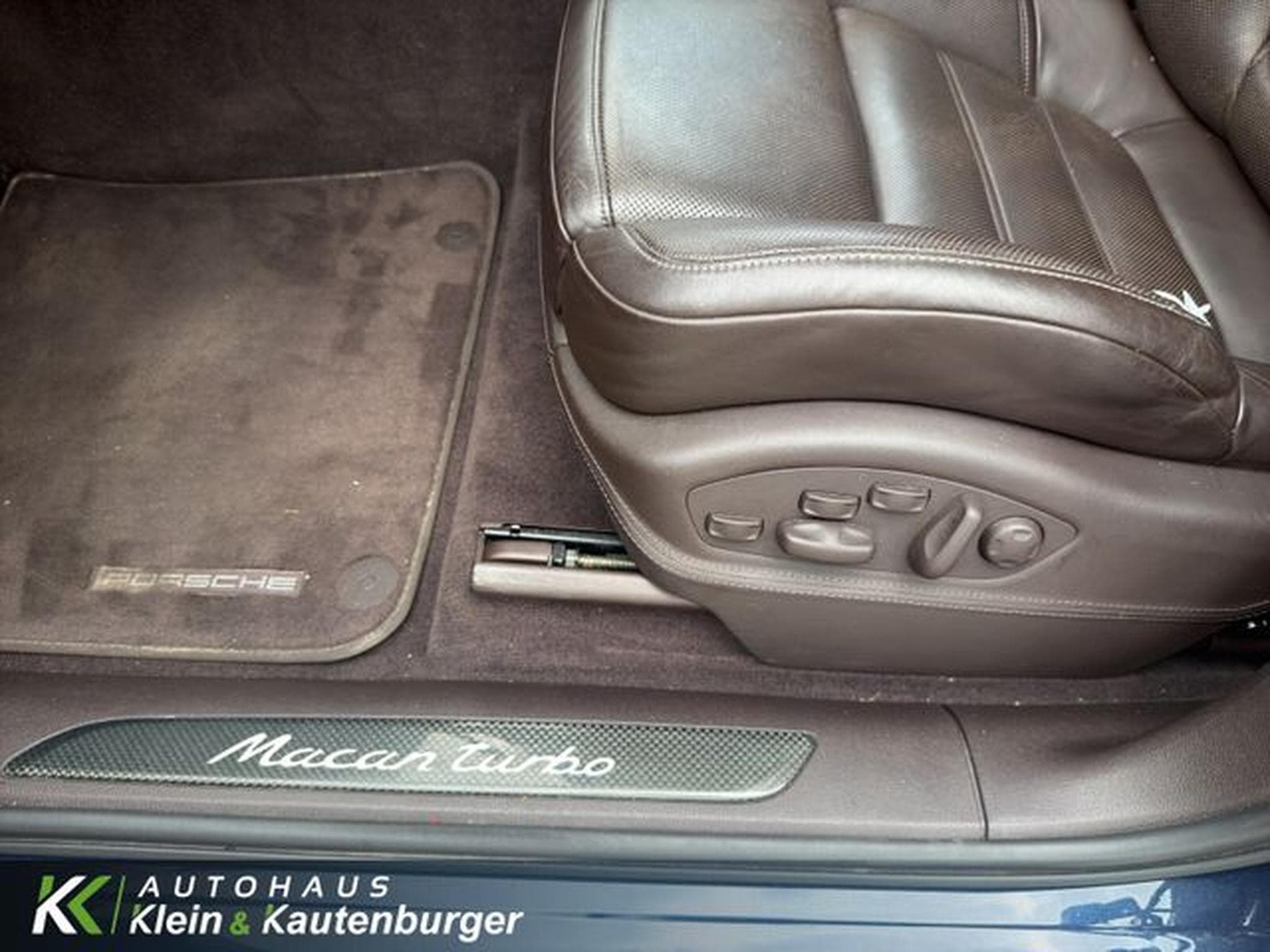Porsche Macan Macan Turbo 3.6 l +CARBON+KERAMIK+BURMESTER (2014) - Photo 15