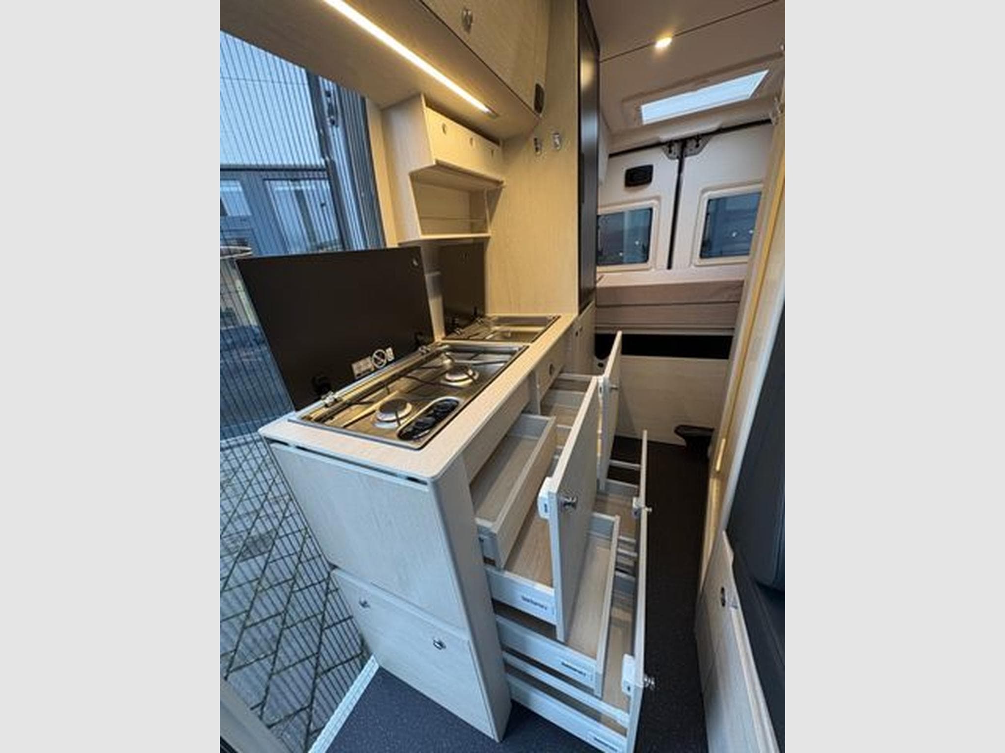Tourne Mobile Cruise 6.0m, 2.2 BlueHDI 140, Schalter (2024) - Foto 13