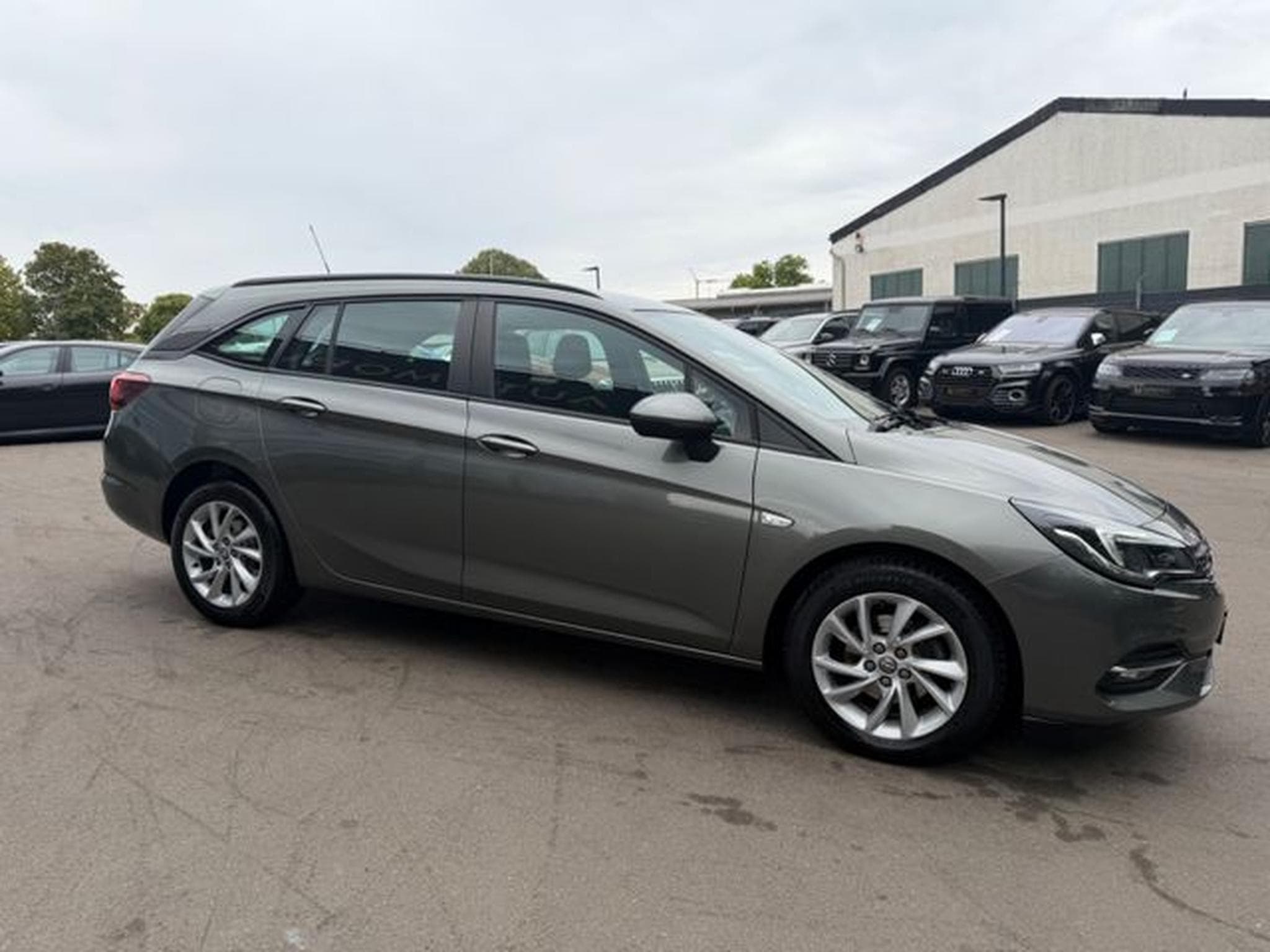 Opel Astra ASTRA ST EDITION*AUT*1.HAND*KAMERA*NAVI*ALUS* (2020) - Photo 5