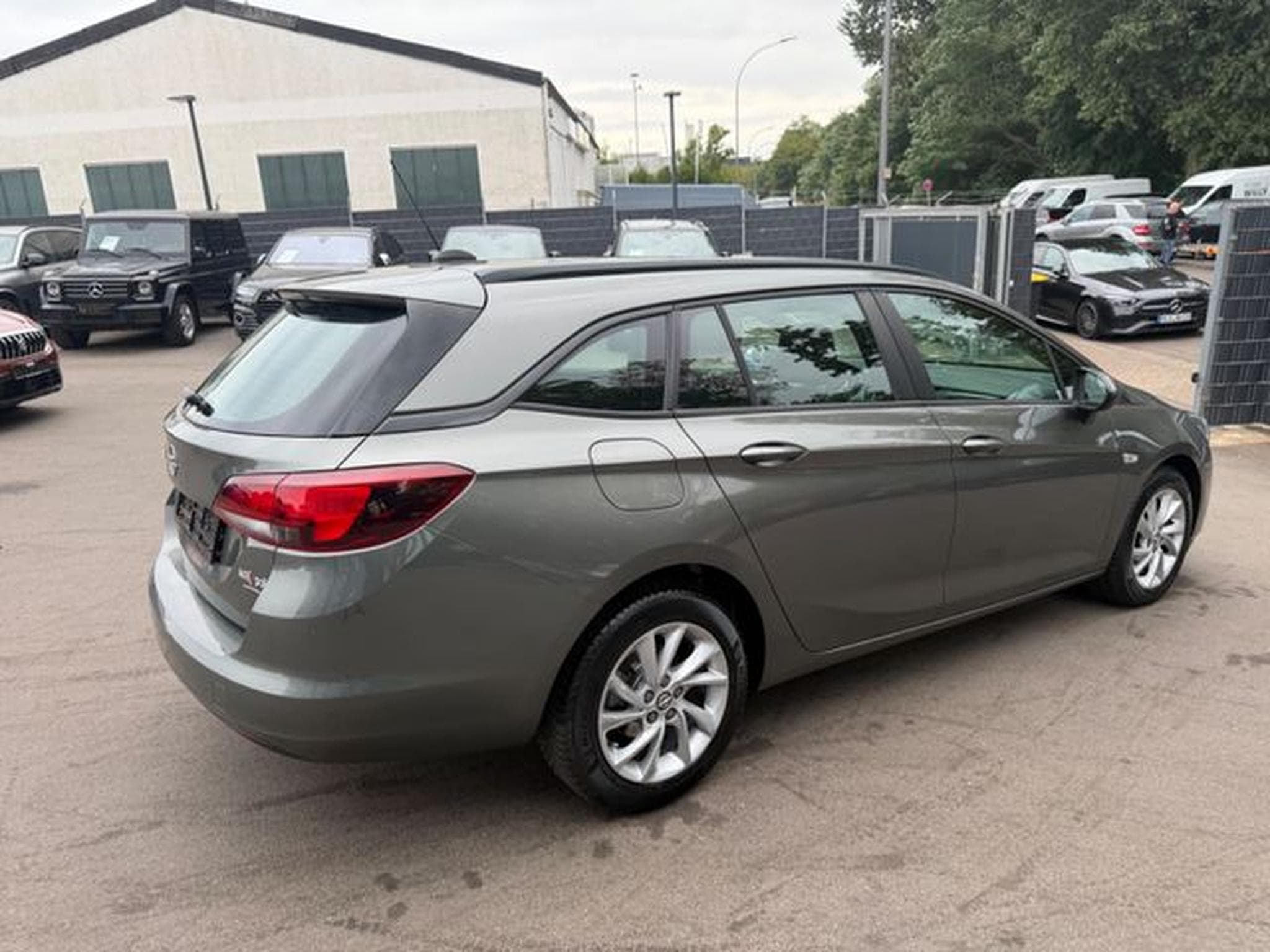 Opel Astra ASTRA ST EDITION*AUT*1.HAND*KAMERA*NAVI*ALUS* (2020) - Photo 6