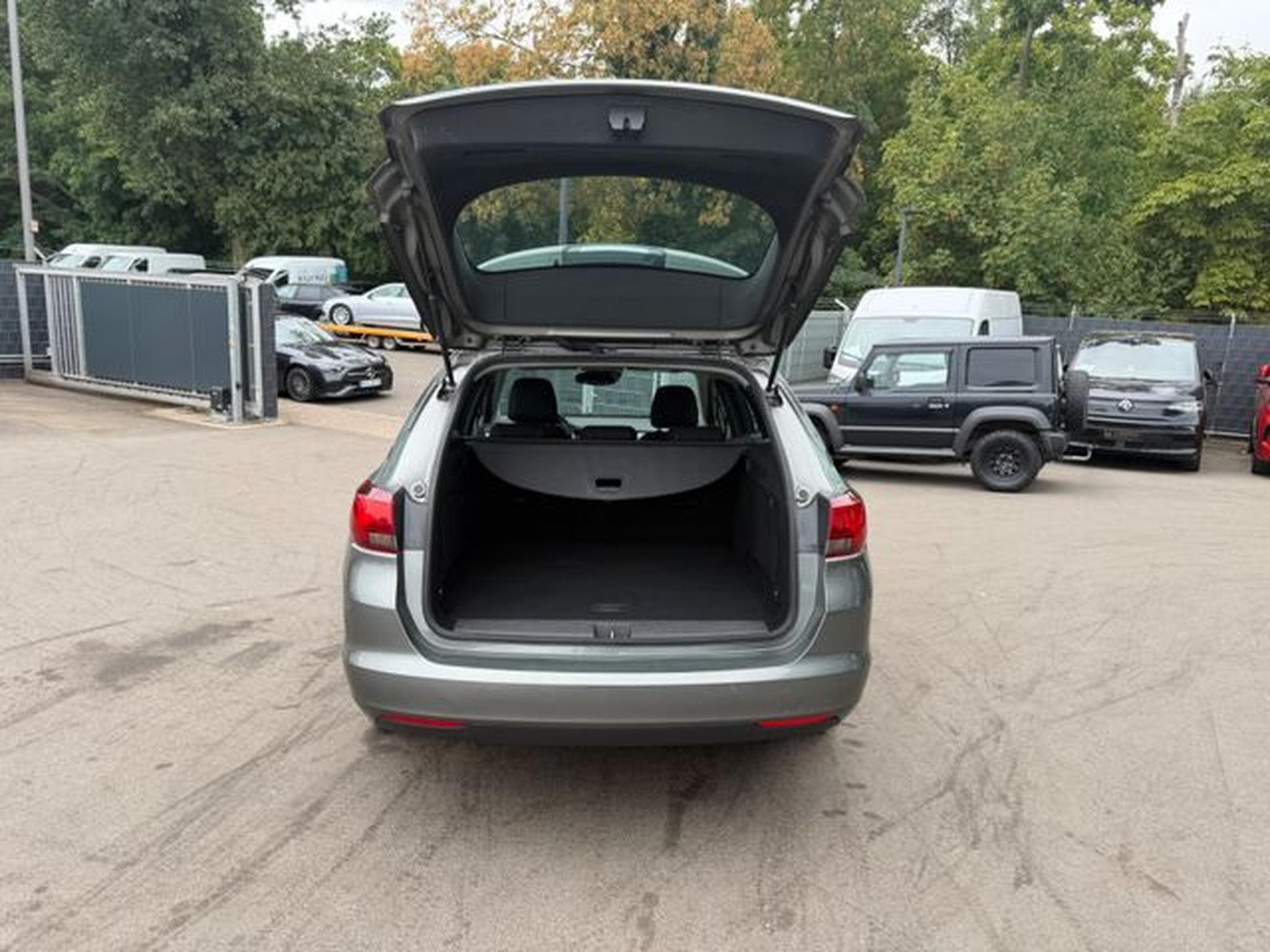 Opel Astra ASTRA ST EDITION*AUT*1.HAND*KAMERA*NAVI*ALUS* (2020) - Photo 10