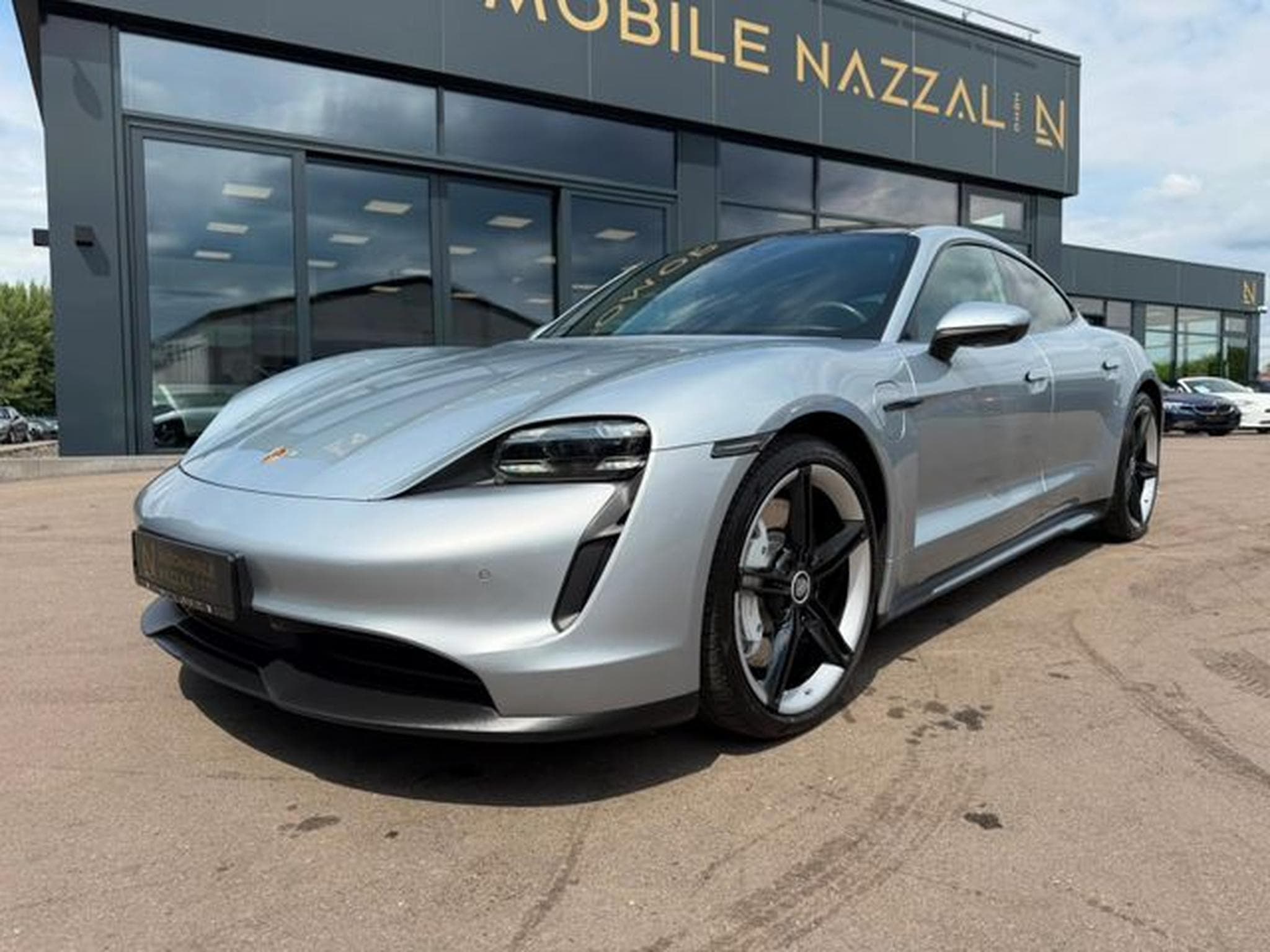 Porsche Taycan TAYCAN 4S *SPORT-CHRONO*SPORT-DESIGN*PANO*LUFT* (2020) - Photo 1