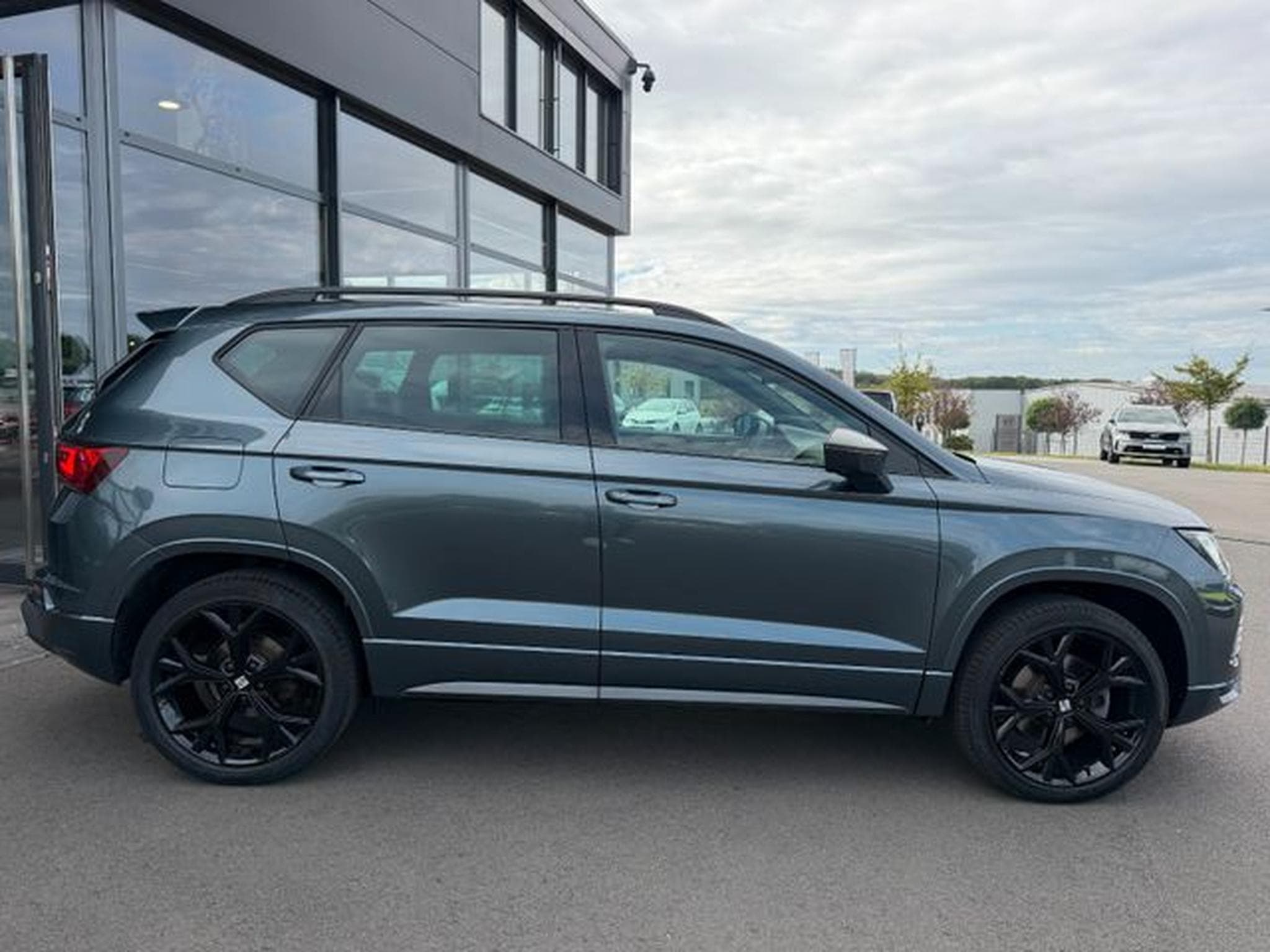 Seat Ateca Ateca FR 4Drive Pano 19" Keyless AHK VC Lane (2021) - Photo 5
