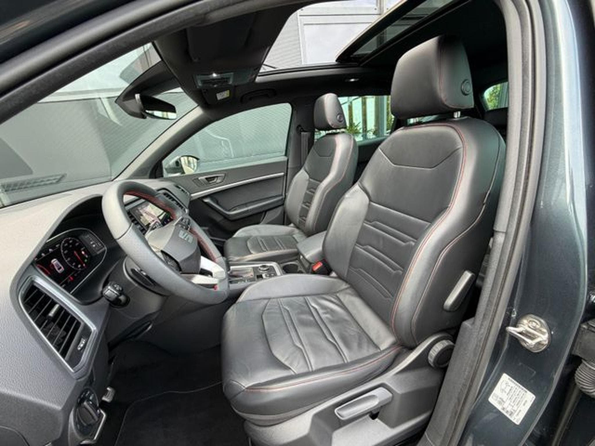 Seat Ateca Ateca FR 4Drive Pano 19" Keyless AHK VC Lane (2021) - Photo 11