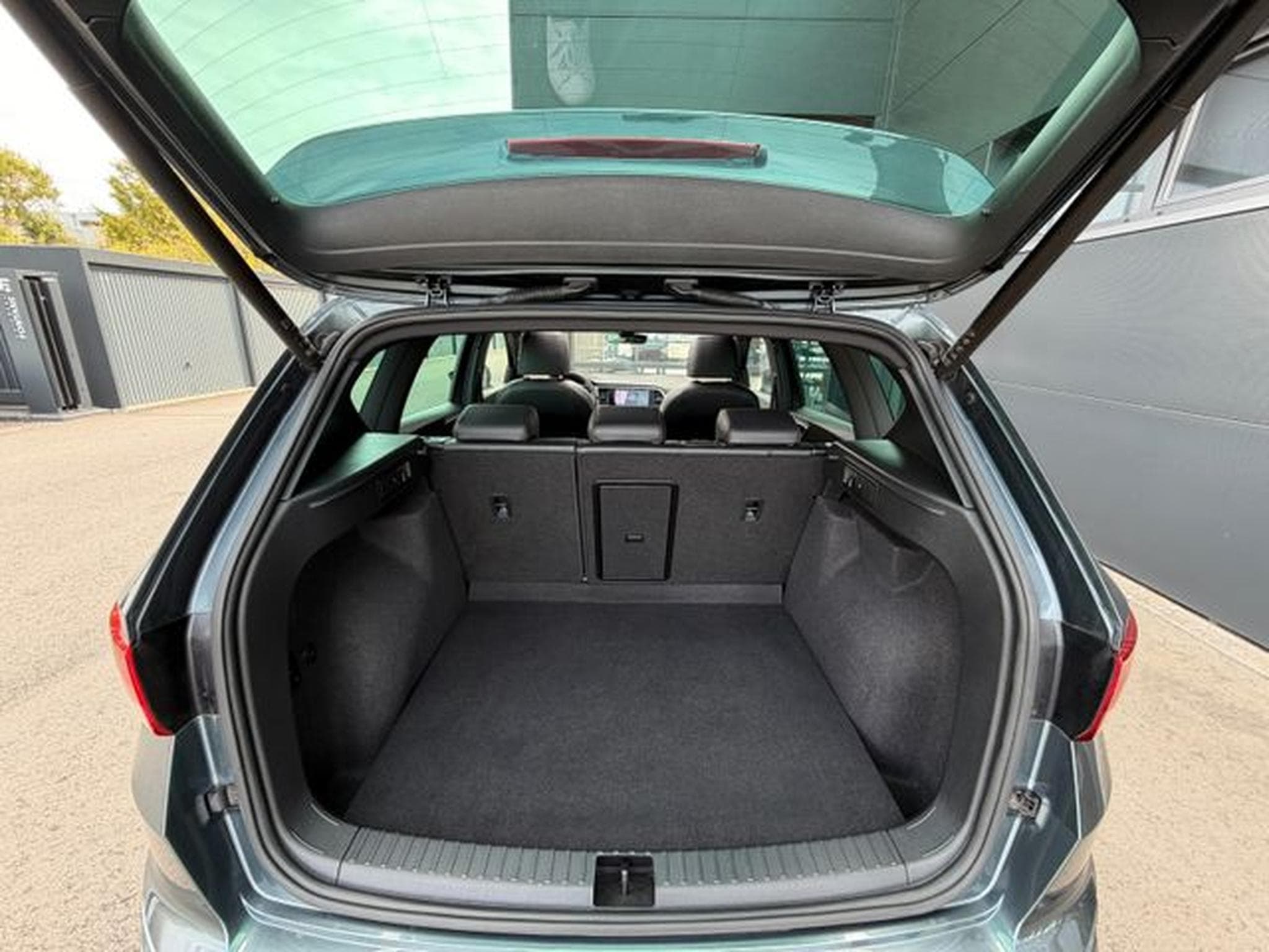 Seat Ateca Ateca FR 4Drive Pano 19" Keyless AHK VC Lane (2021) - Photo 14