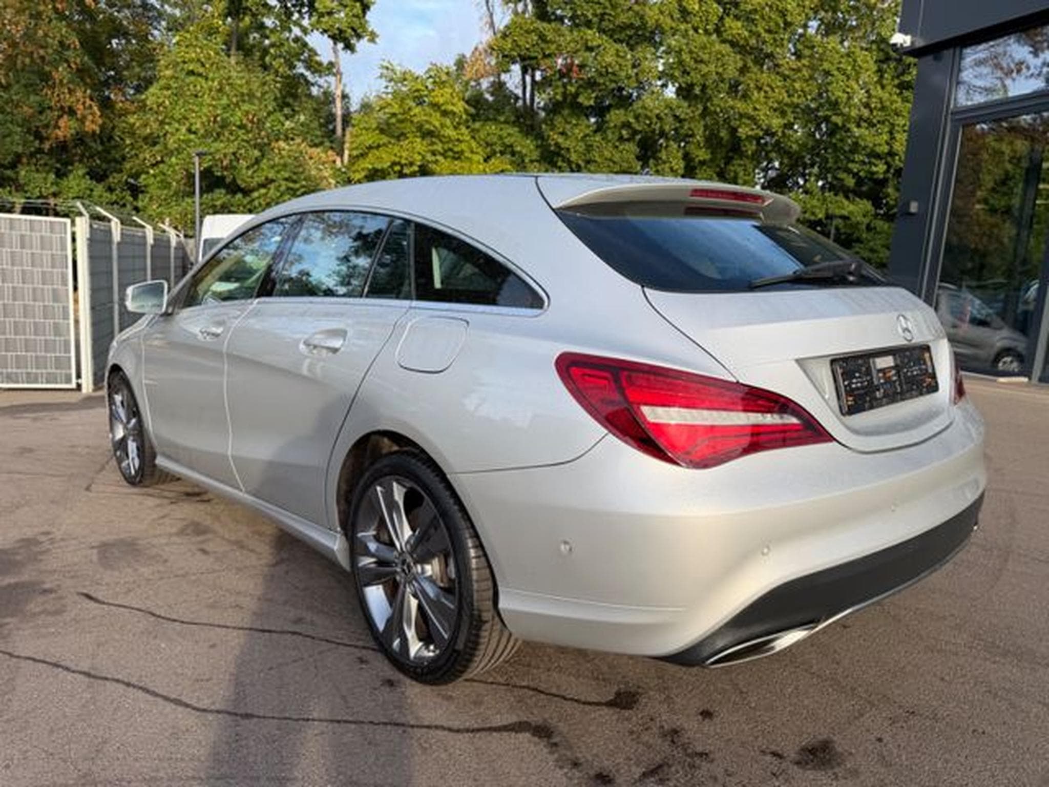 Mercedes CLA CLA 250 SHOOTING BRAKE*LED*NAVI*R-KAMERA* (2017) - Photo 8