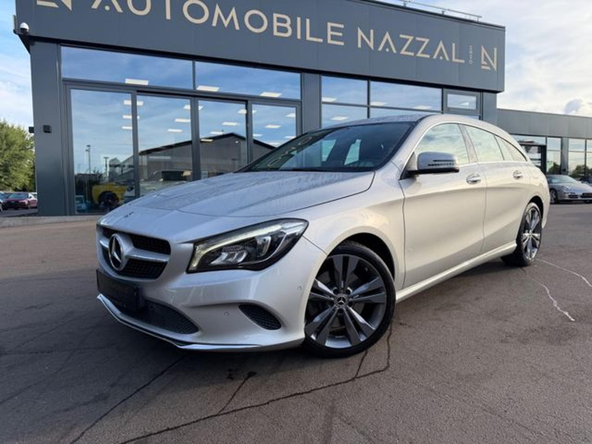 Mercedes CLA CLA 250 SHOOTING BRAKE*LED*NAVI*R-KAMERA* (2017) - Photo 11