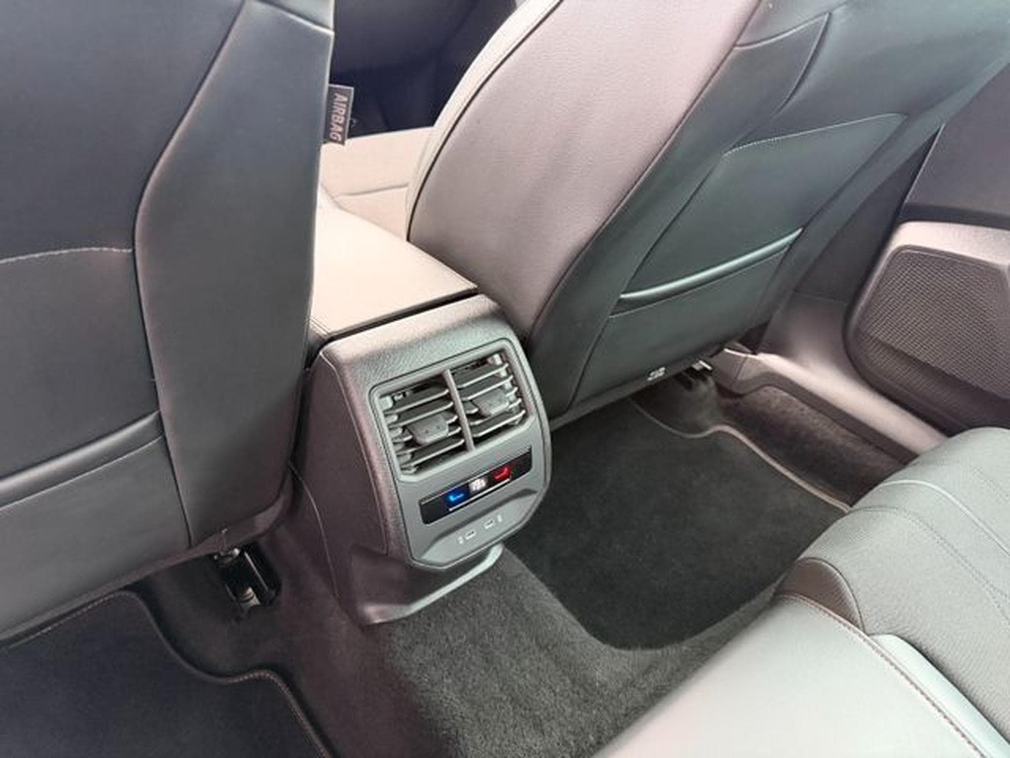 Cupra Formentor Formentor 1,5TSi 18"Kamera Teilleder ACC Keyless (2023) - Photo 14