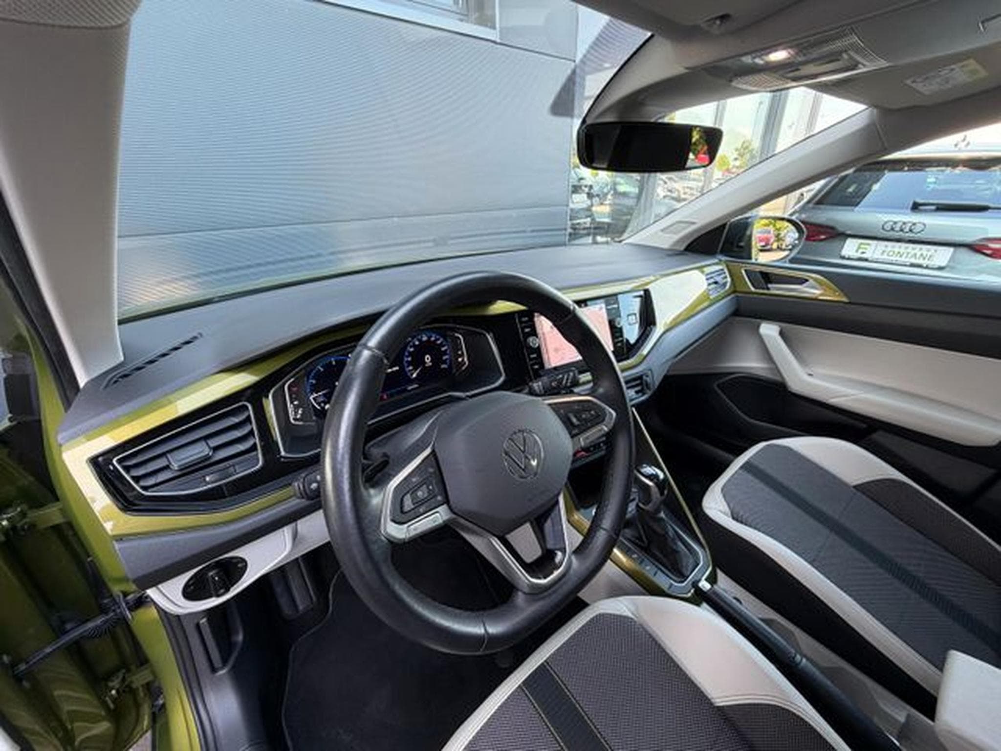 VW Taigo Taigo 1,5TSi DSG Style IQ Light 18" Navi Virtual (2022) - Foto 13