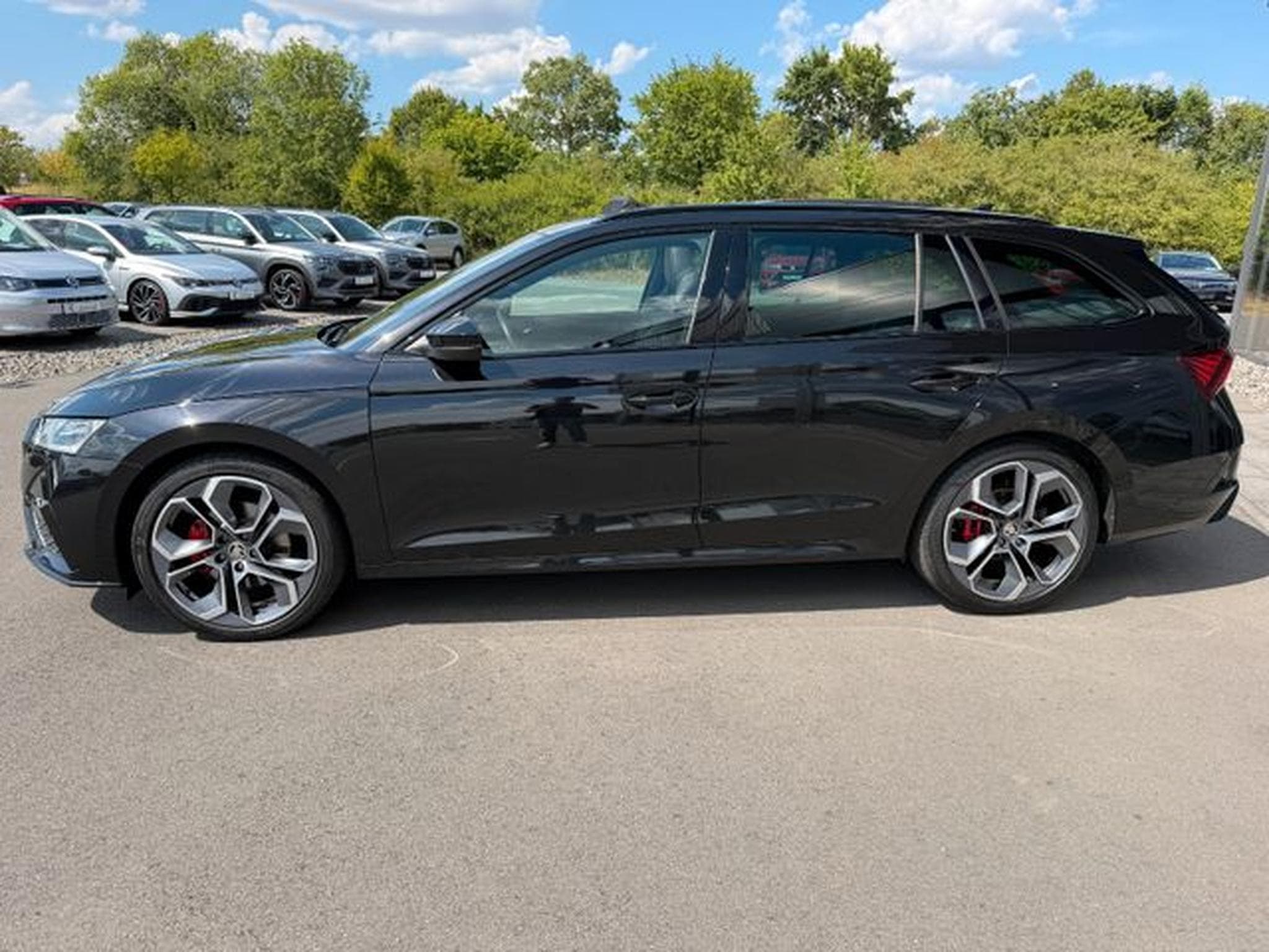 Skoda Octavia Octavia 2,0TDi Combi RS Pano 19" Alcan. Massage (2023) - Foto 8