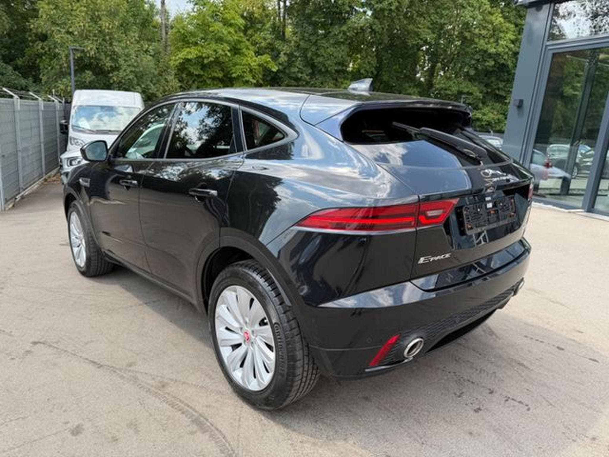 Jaguar E-Pace E-PACE  R-DYNAMIC S AWD*LED*R-KAMERA*NAVI* (2020) - Photo 8