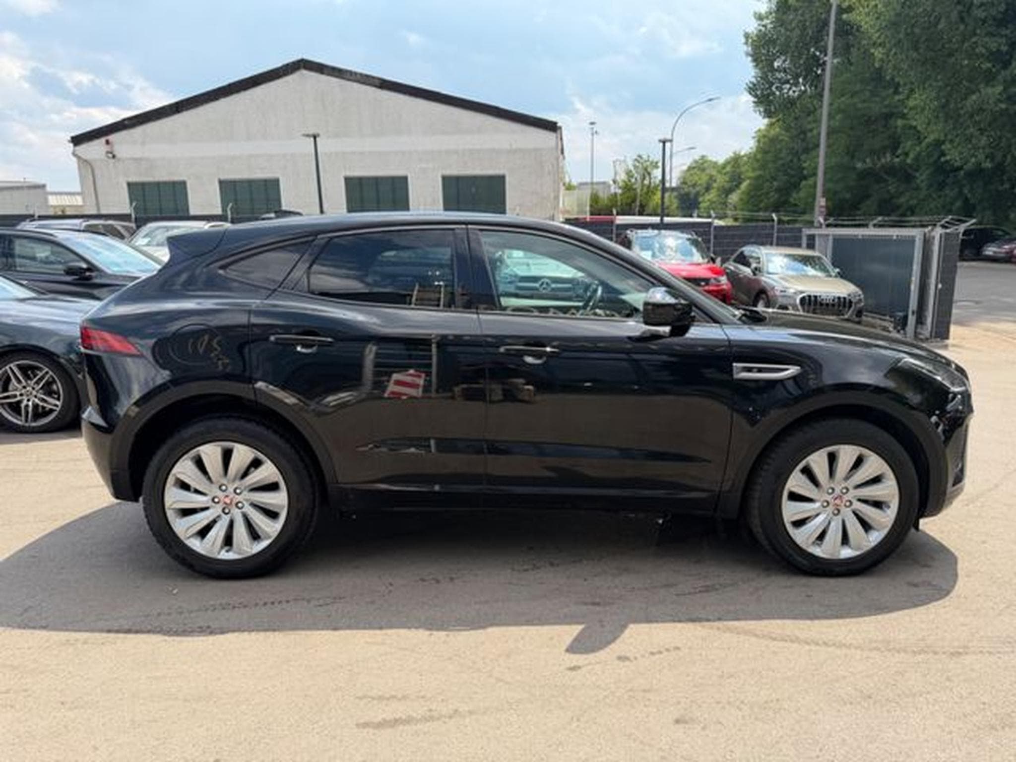 Jaguar E-Pace E-PACE  R-DYNAMIC S AWD*LED*R-KAMERA*NAVI* (2020) - Photo 14