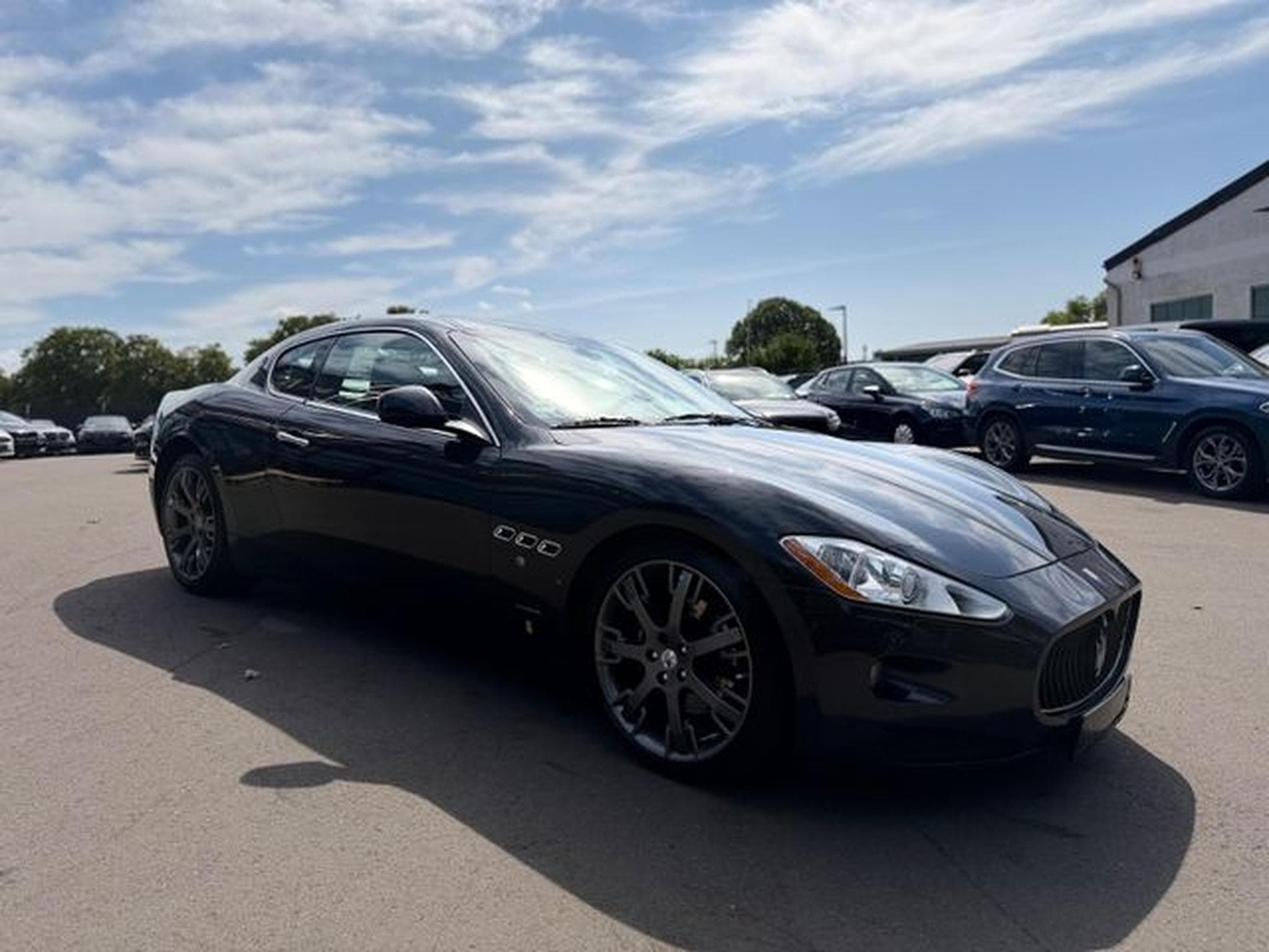 Maserati Granturismo GRANTURISMO*AUT.*LEDER-ROT*PDC*SPORT-ABGAS* (2008) - Photo 4