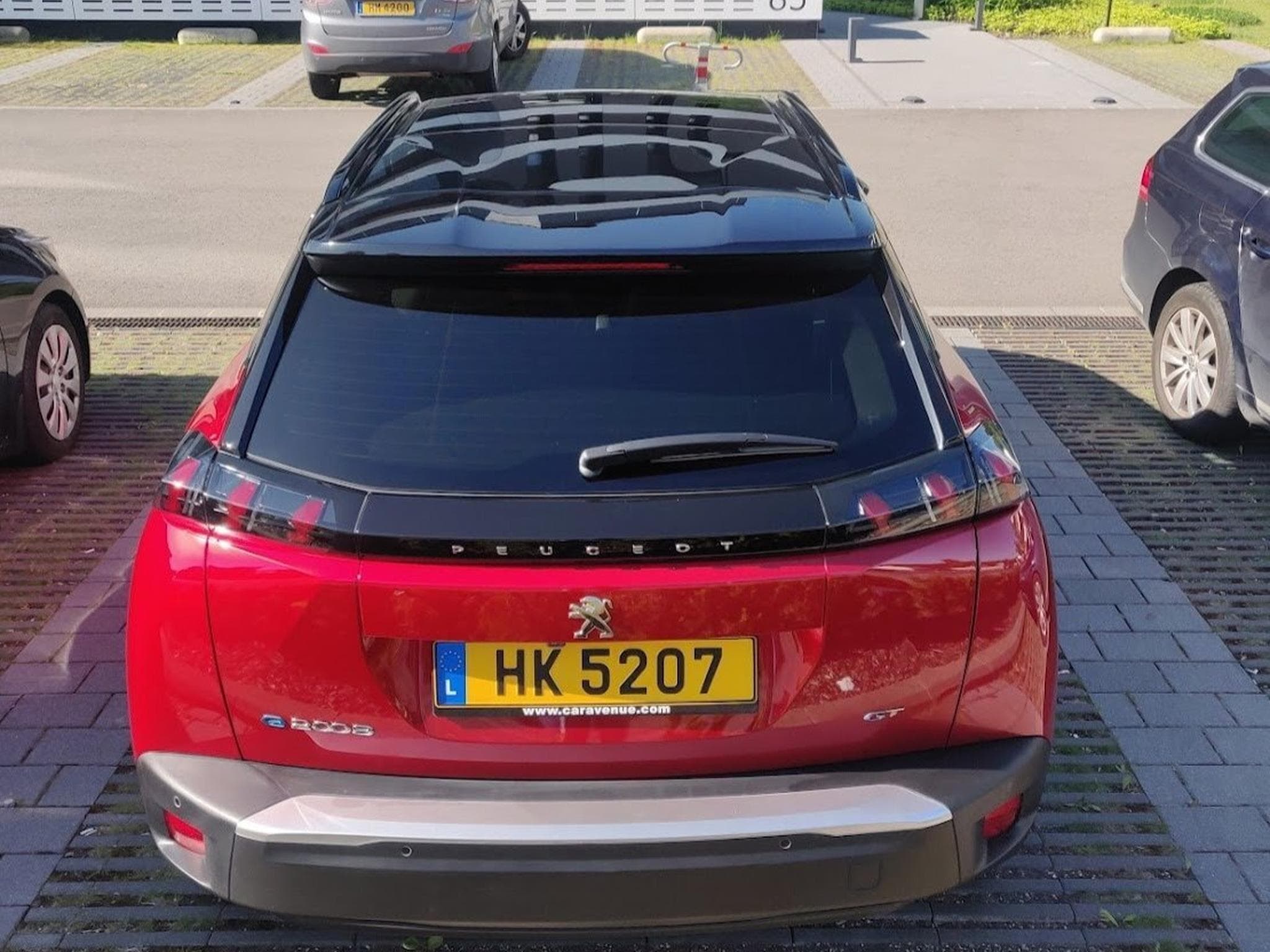 Peugeot 2008 GT (2022) - Foto 8